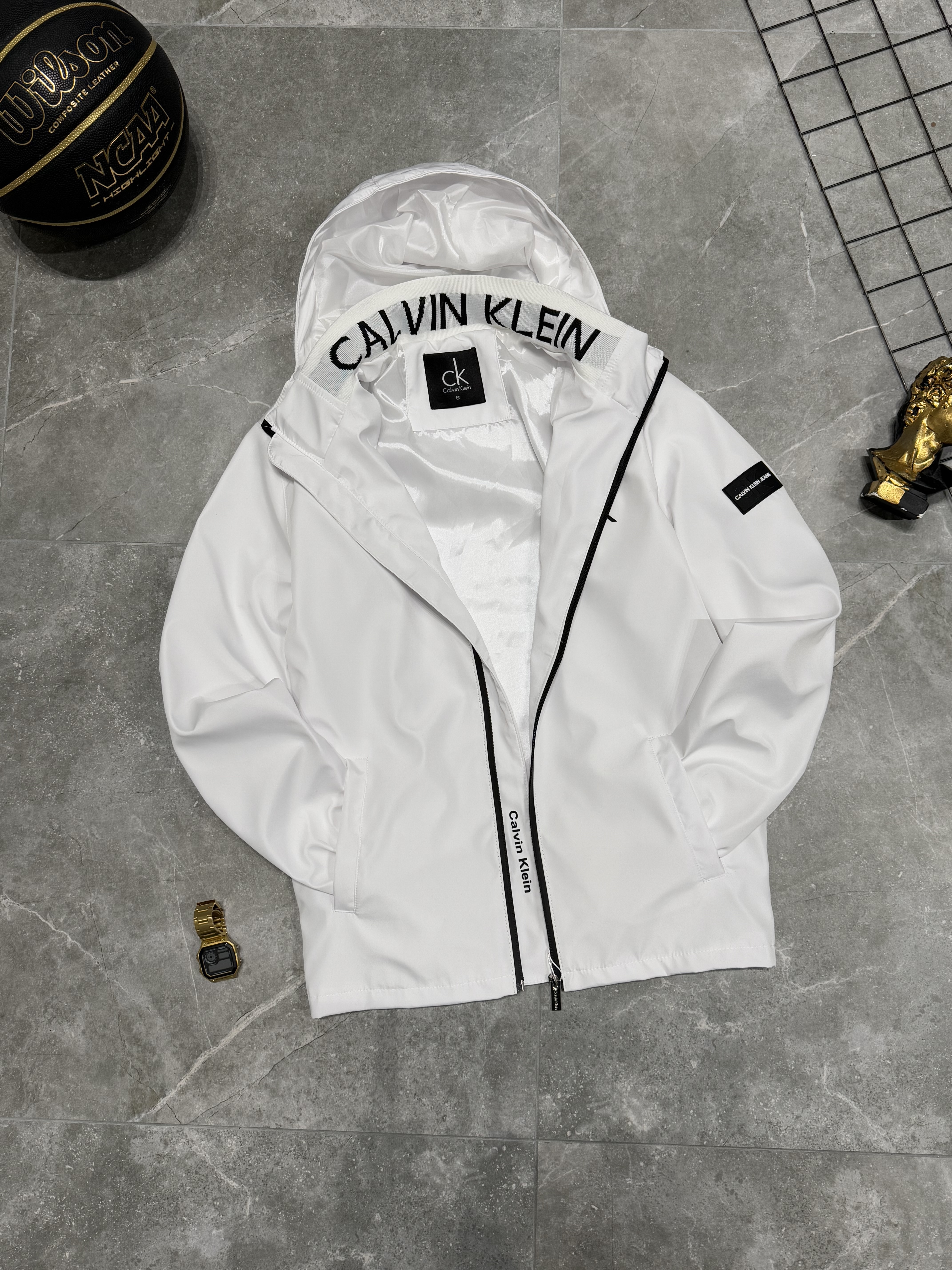 Куртка Calvin Klein — головне фото товару