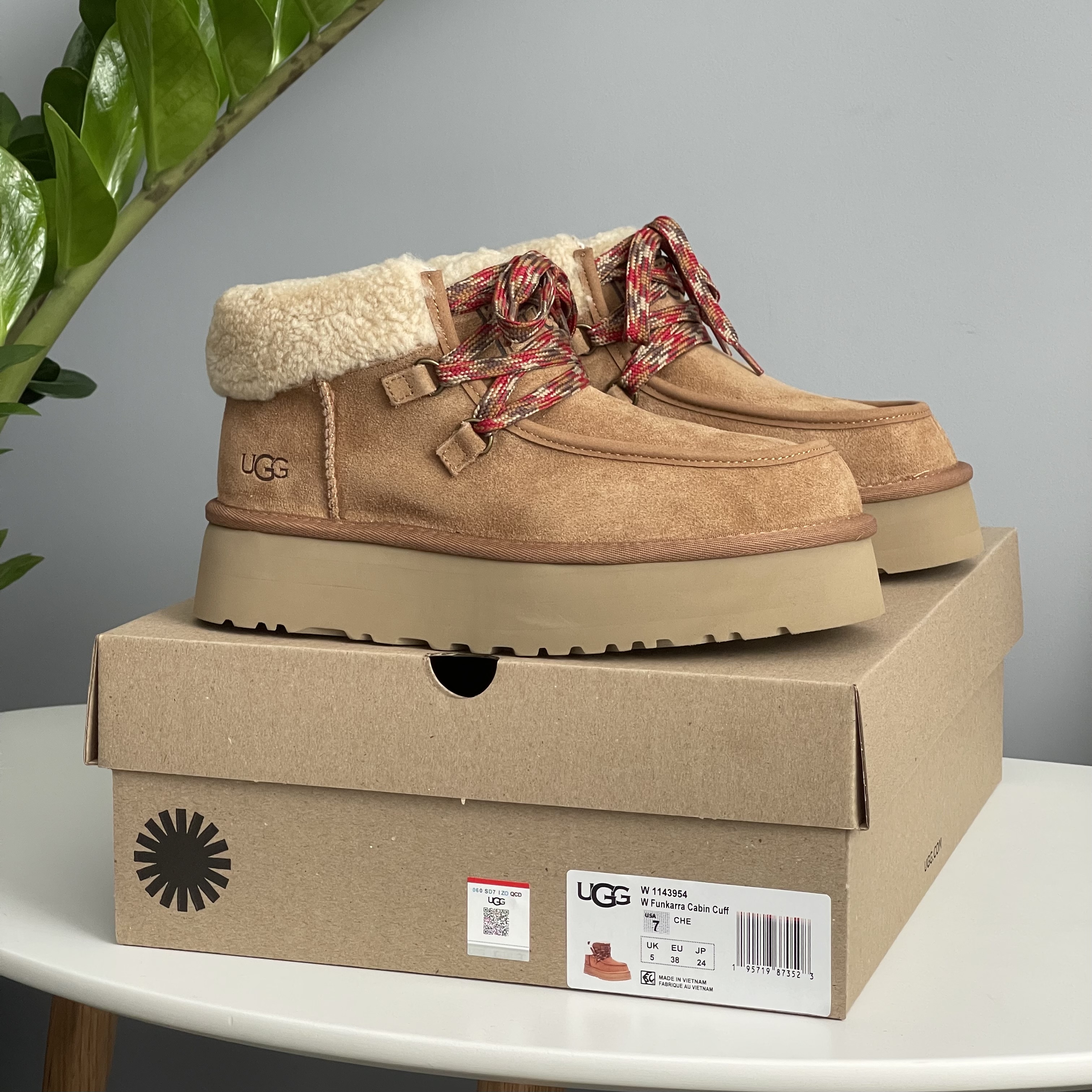 UGG Funkarra Platform Chestnut 1143954-CHE