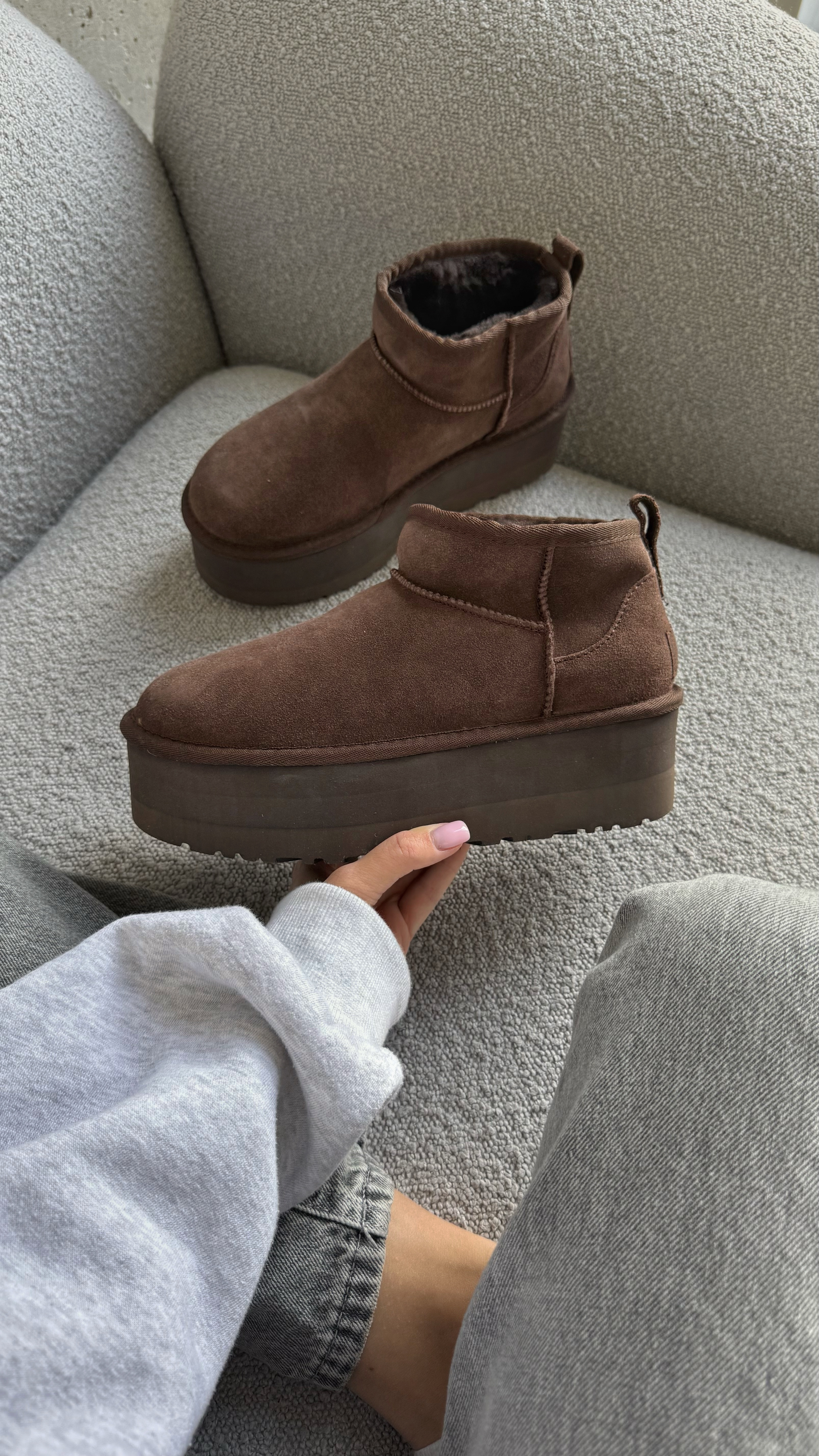UGG Ultra Mini Platform Premium