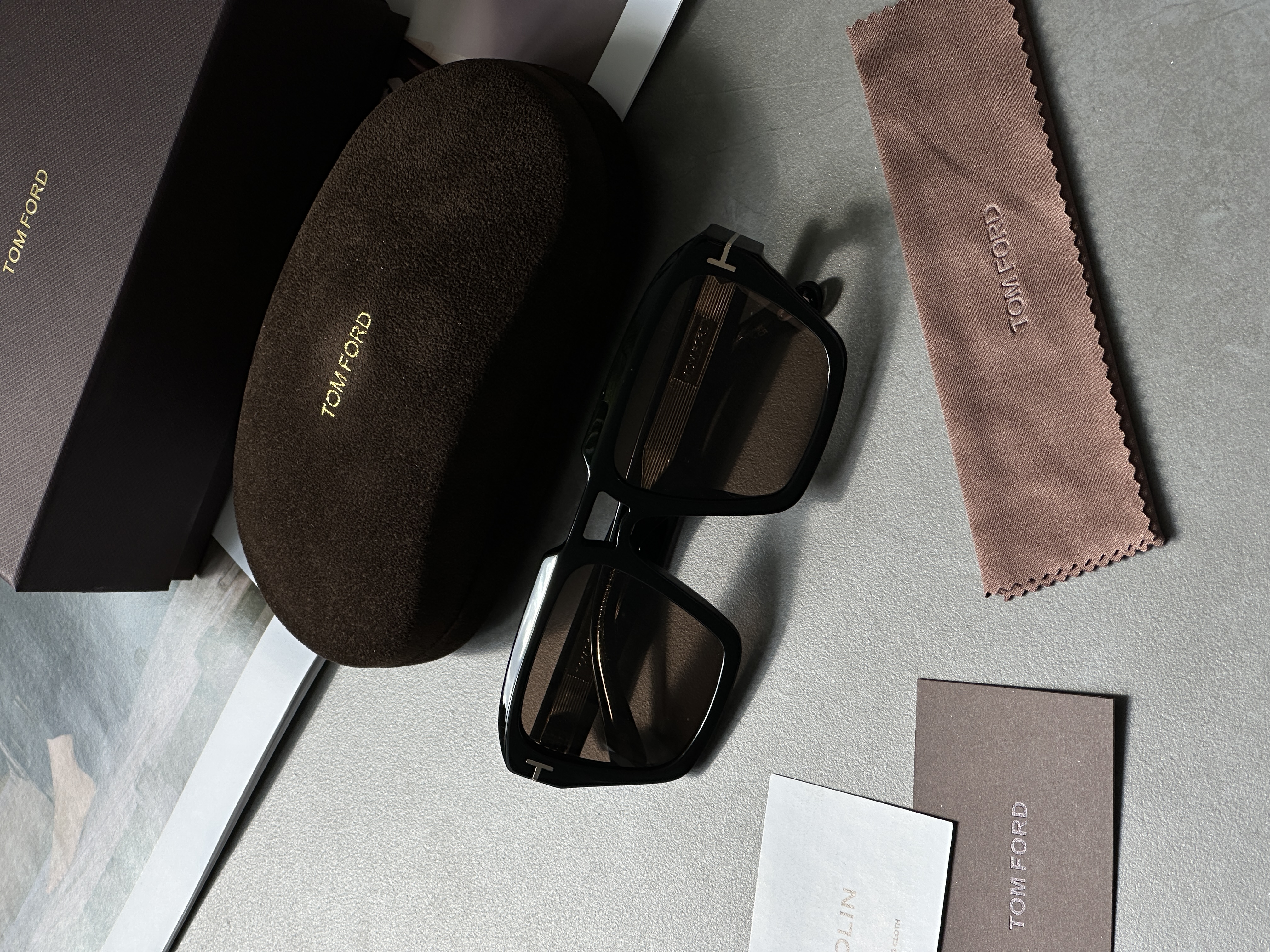 Tom Ford Brown/Black FT1202 01A 56/19/140