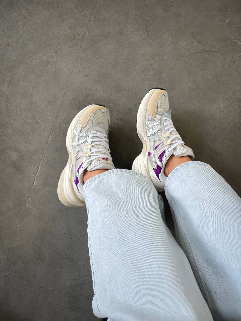 Nike V2K Run Premium Light Bone Viotech