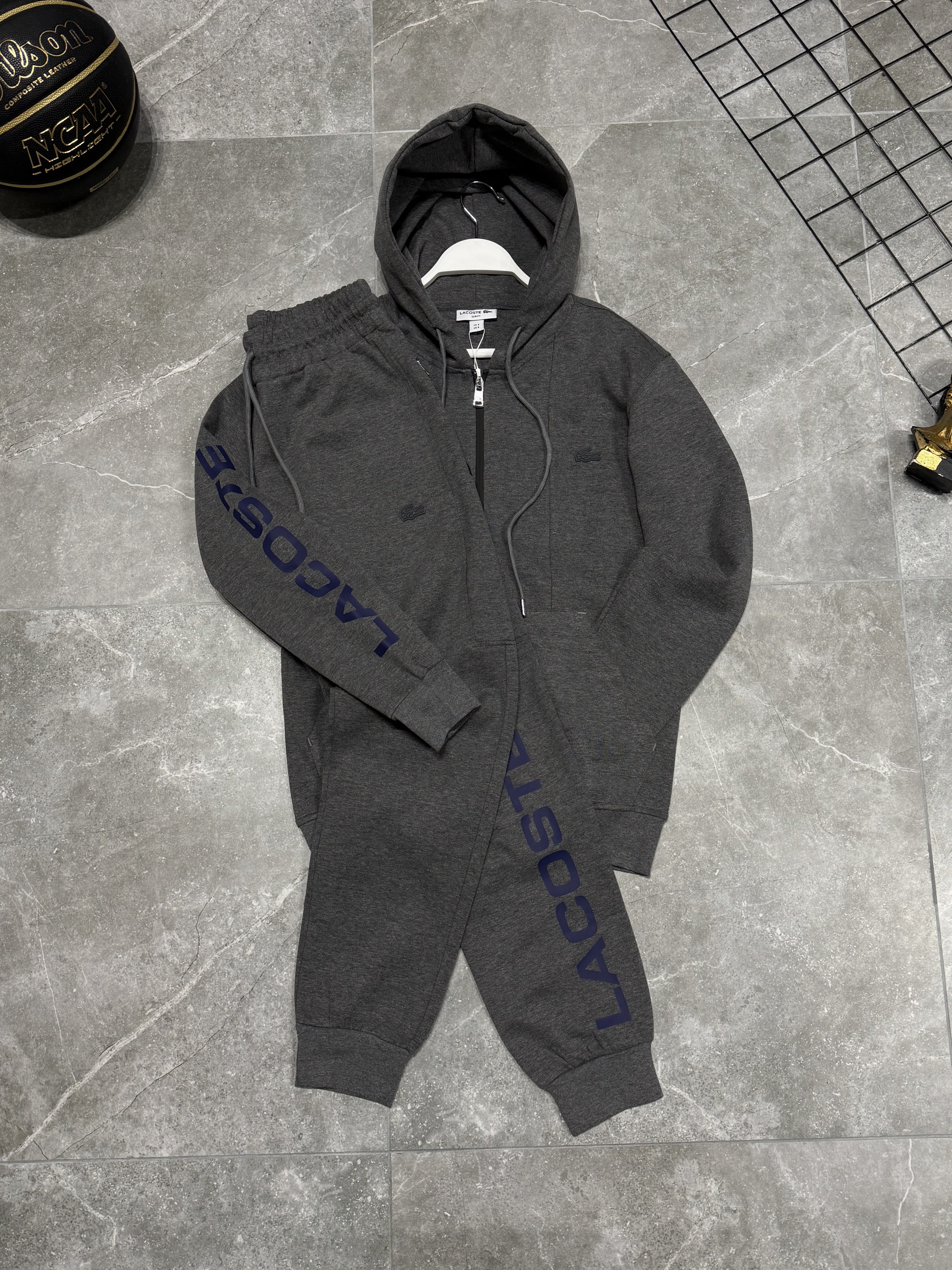 Костюм Lacoste — головне фото товару