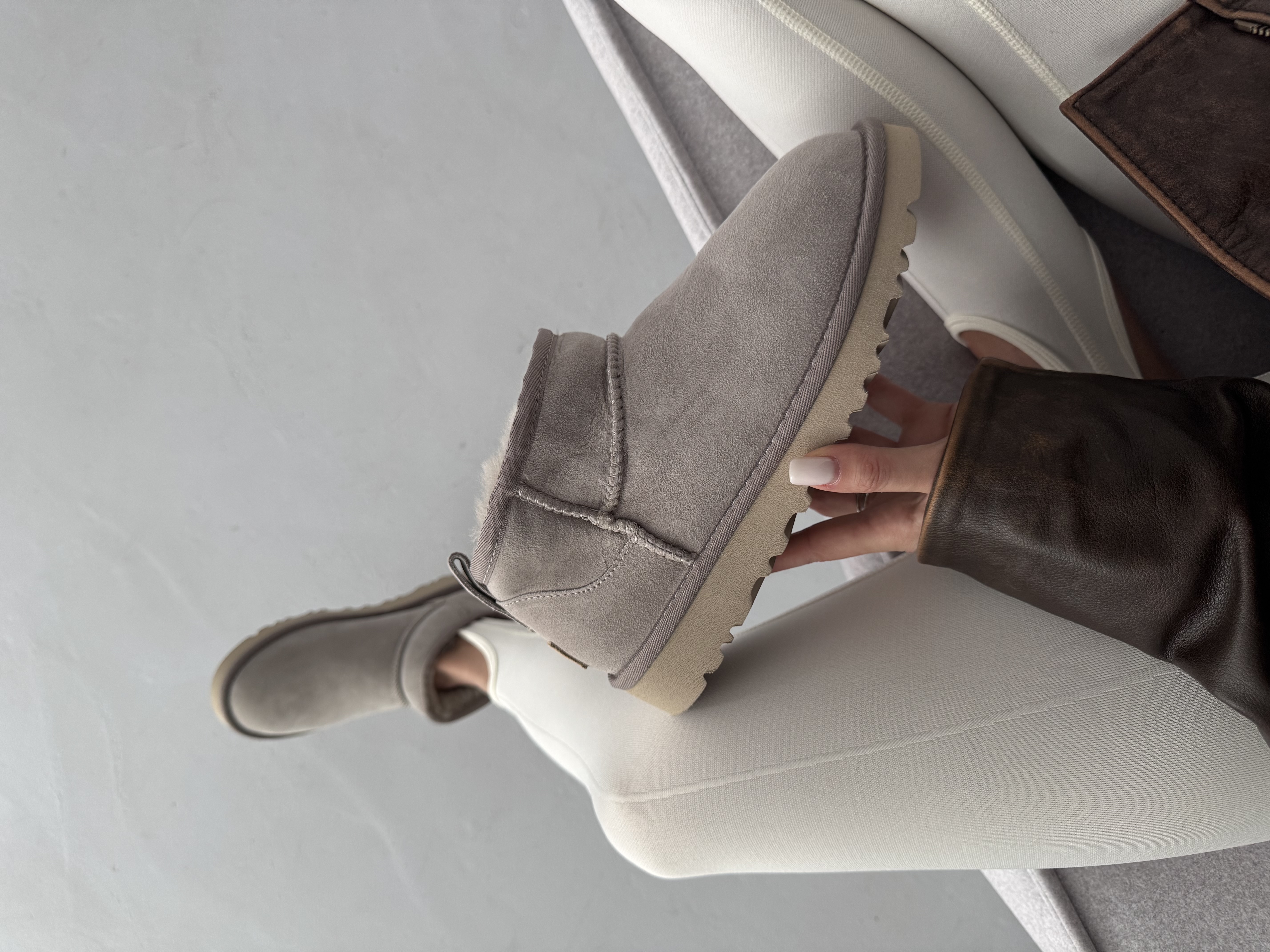 UGG ULTRA MINI GOAT premium