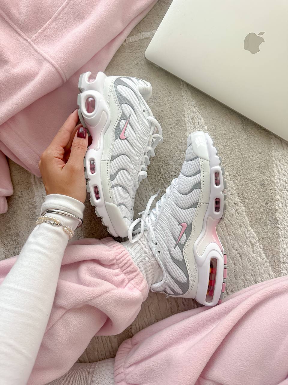 Nike Air Max TN • White • — головне фото товару