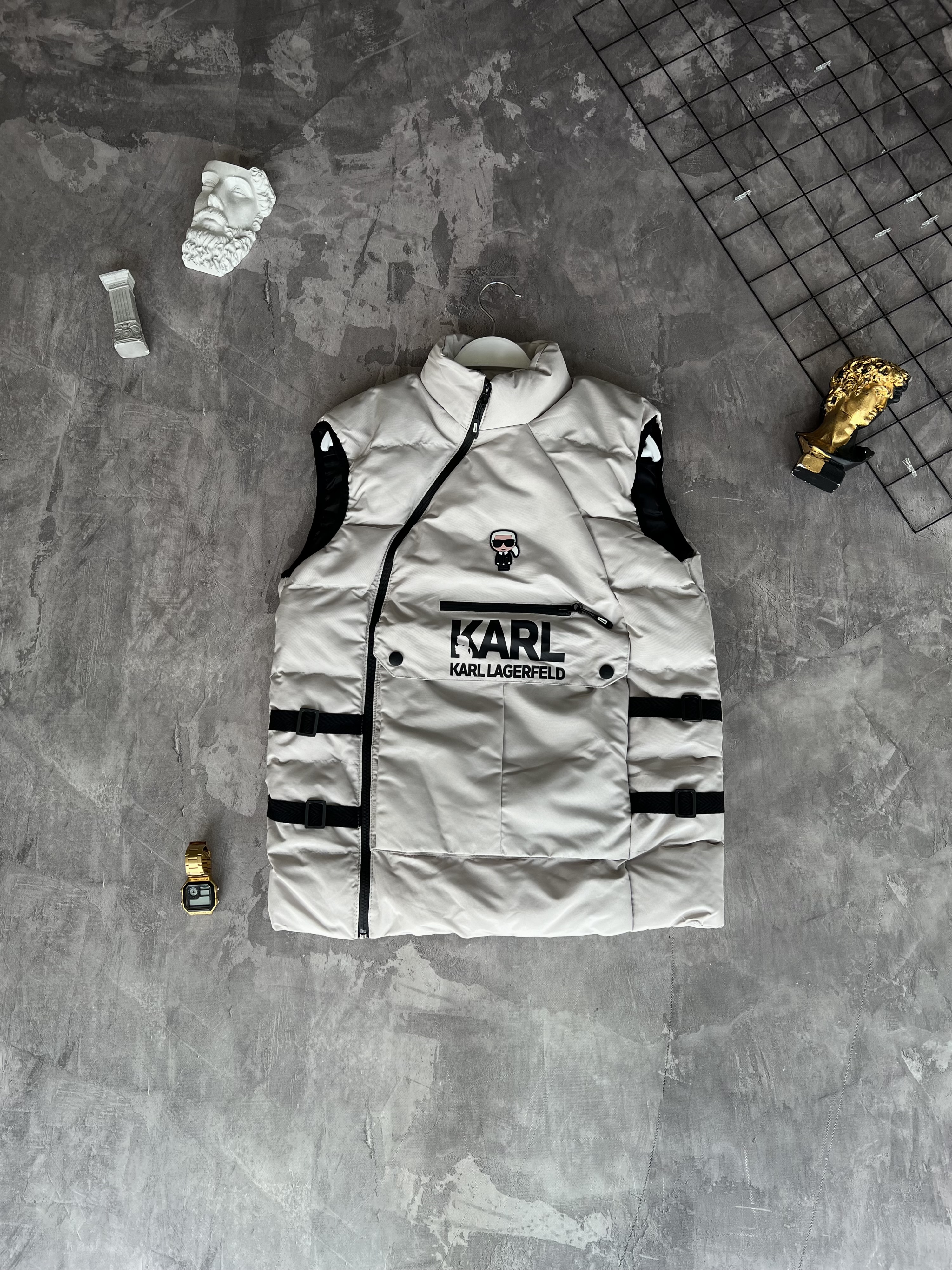 Жилет Karl Lagerfeld — головне фото товару