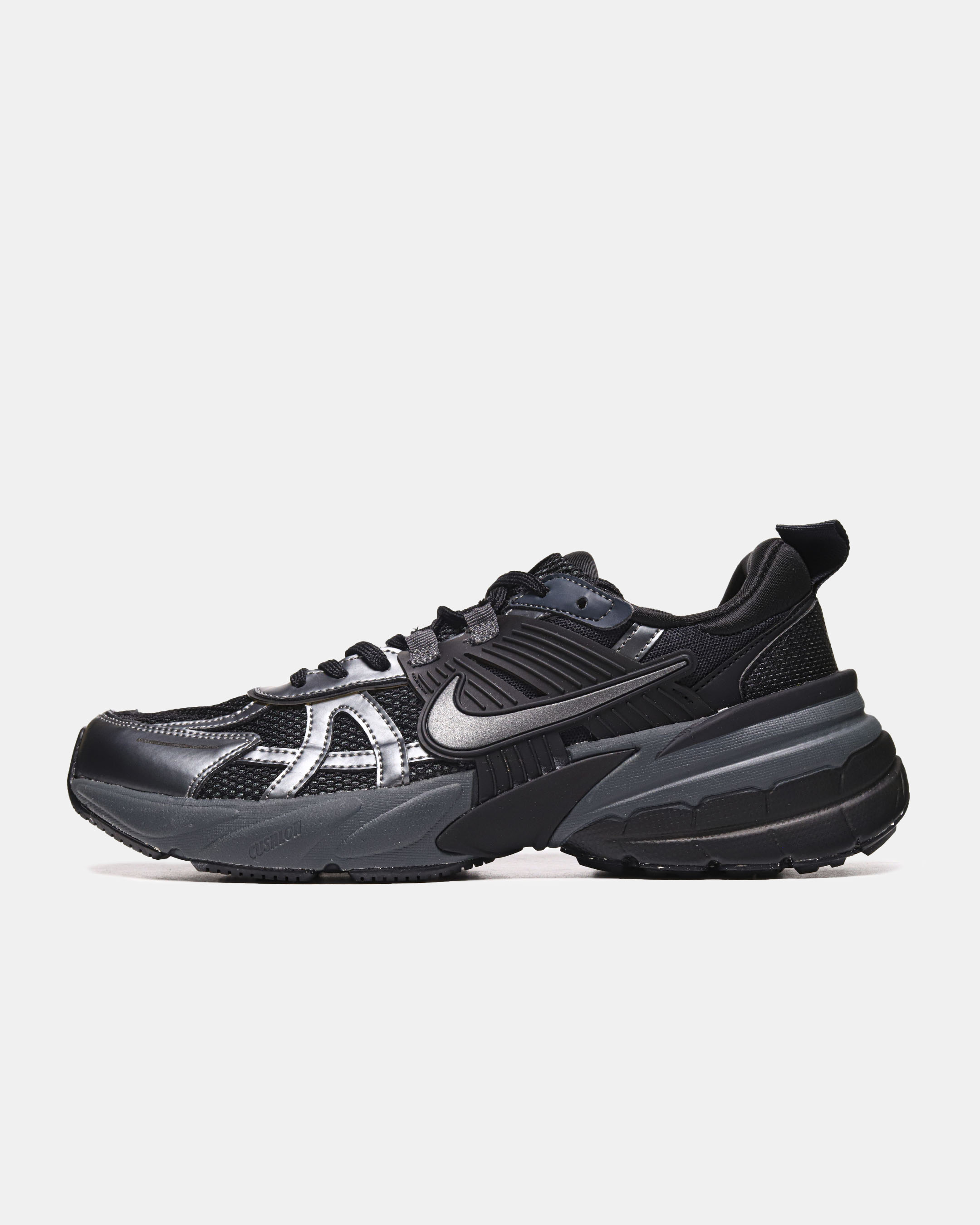 Nike V2K Run 'Black Dark Smoke Grey' HJ4497-001 — головне фото товару