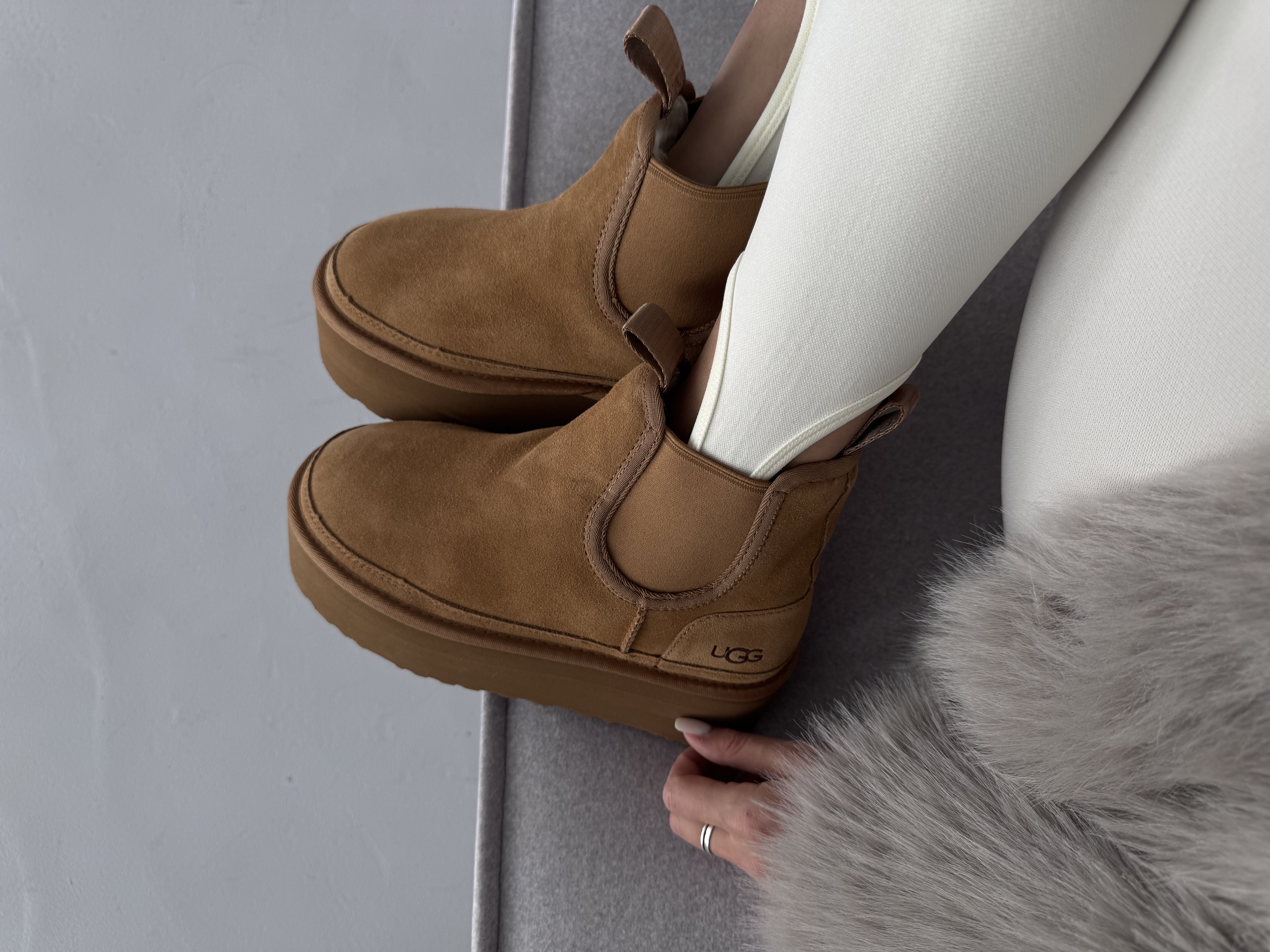 UGG CHELSEA MINI PLATFORM CHESTNUT premium