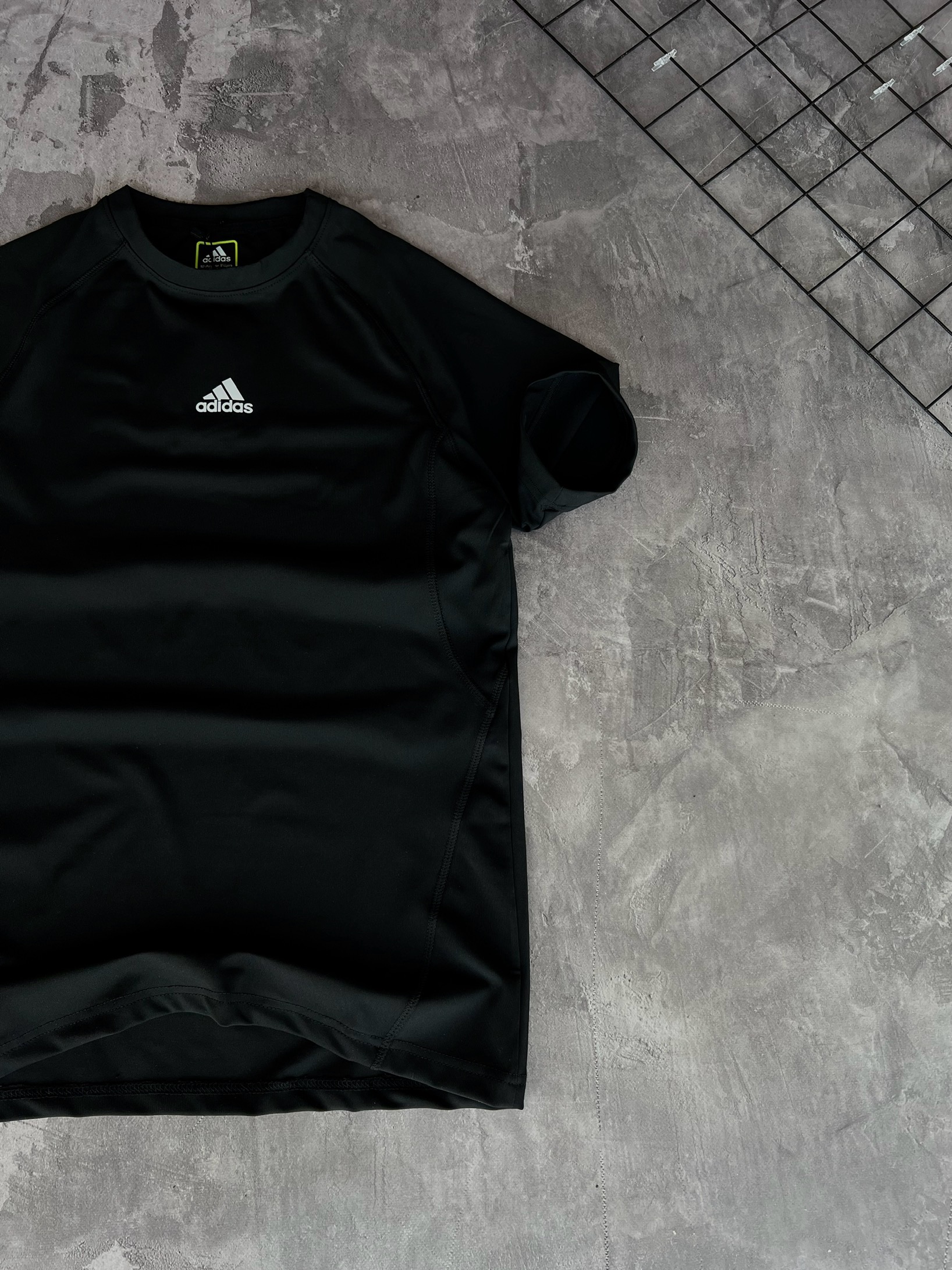 Футболка Adidas — головне фото товару
