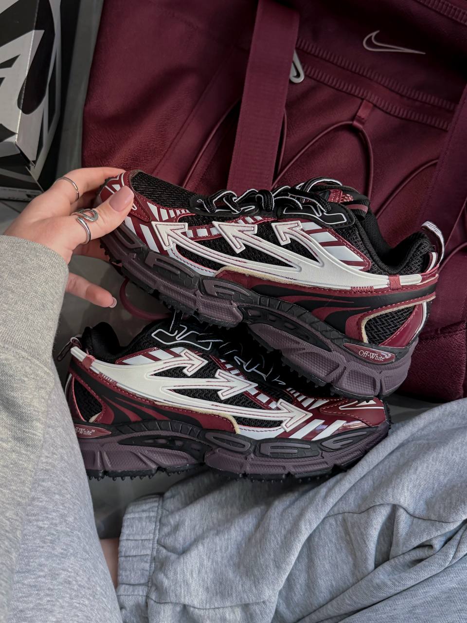 Off White BE RIGHT BACK Burgundy — головне фото товару