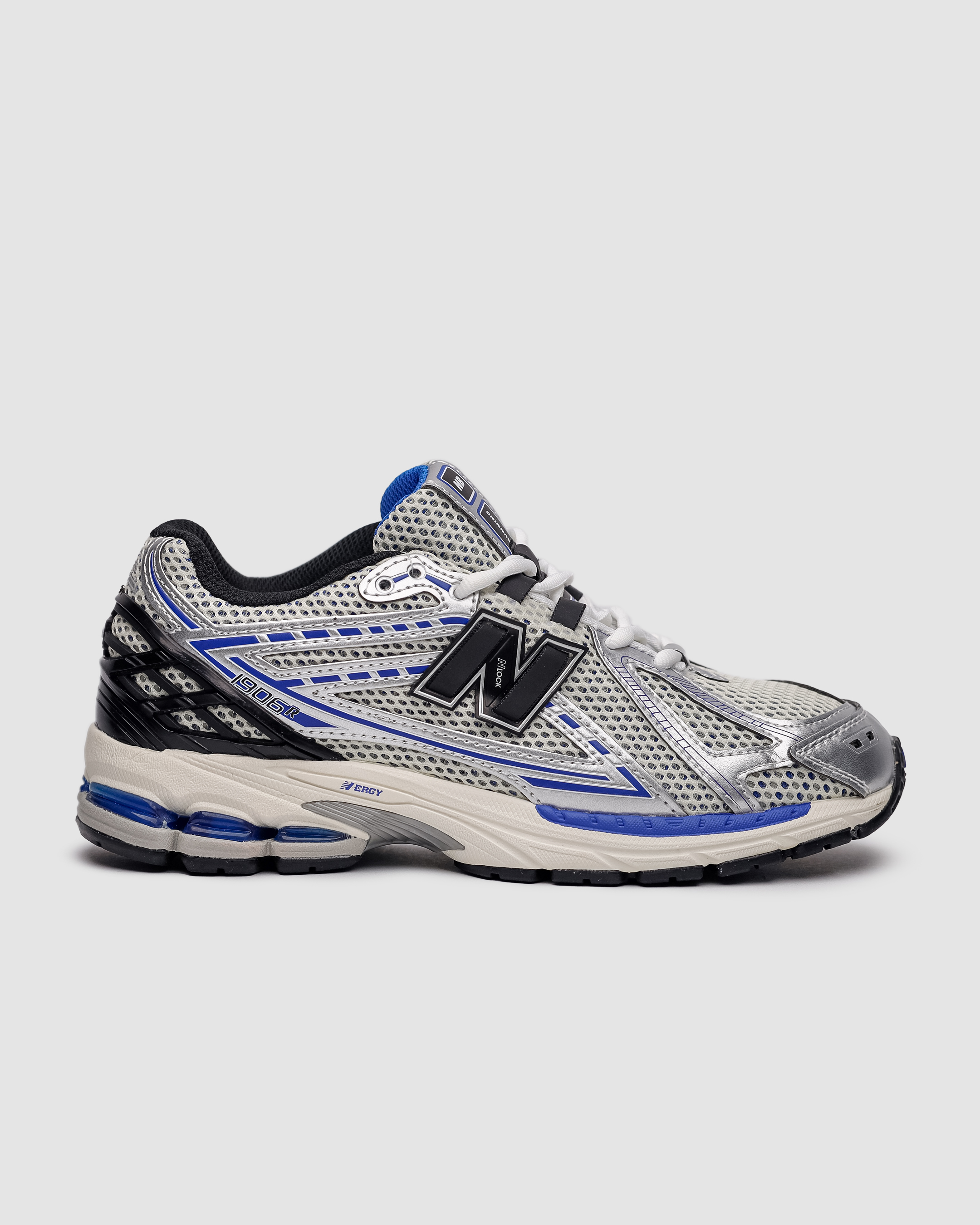 New Balance 1906R Silver Metallic