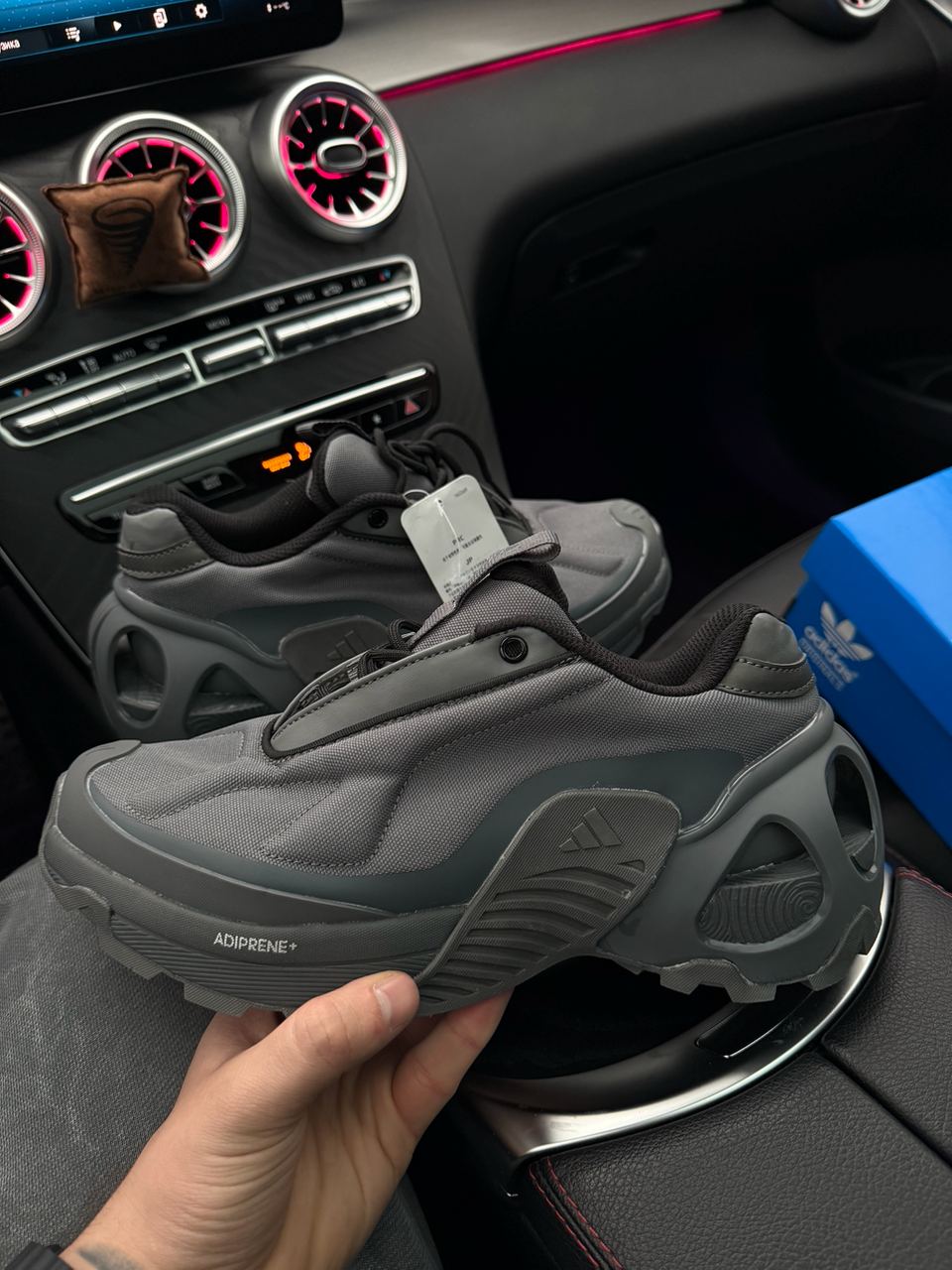 Adidas EDGE RUNNER Grey
