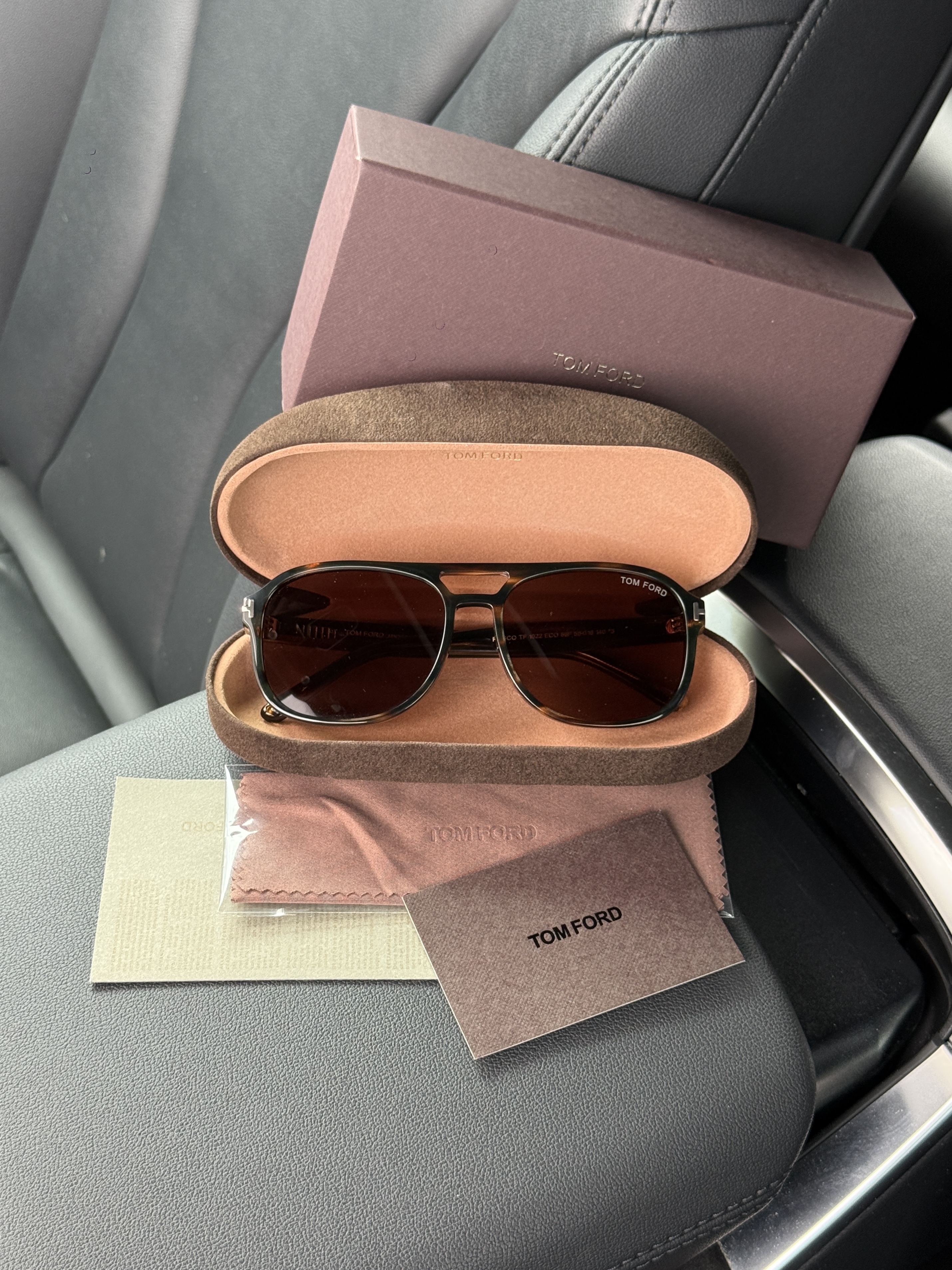Tom Ford Brown/Leo ROSCO TF022 ECO 56/58/140