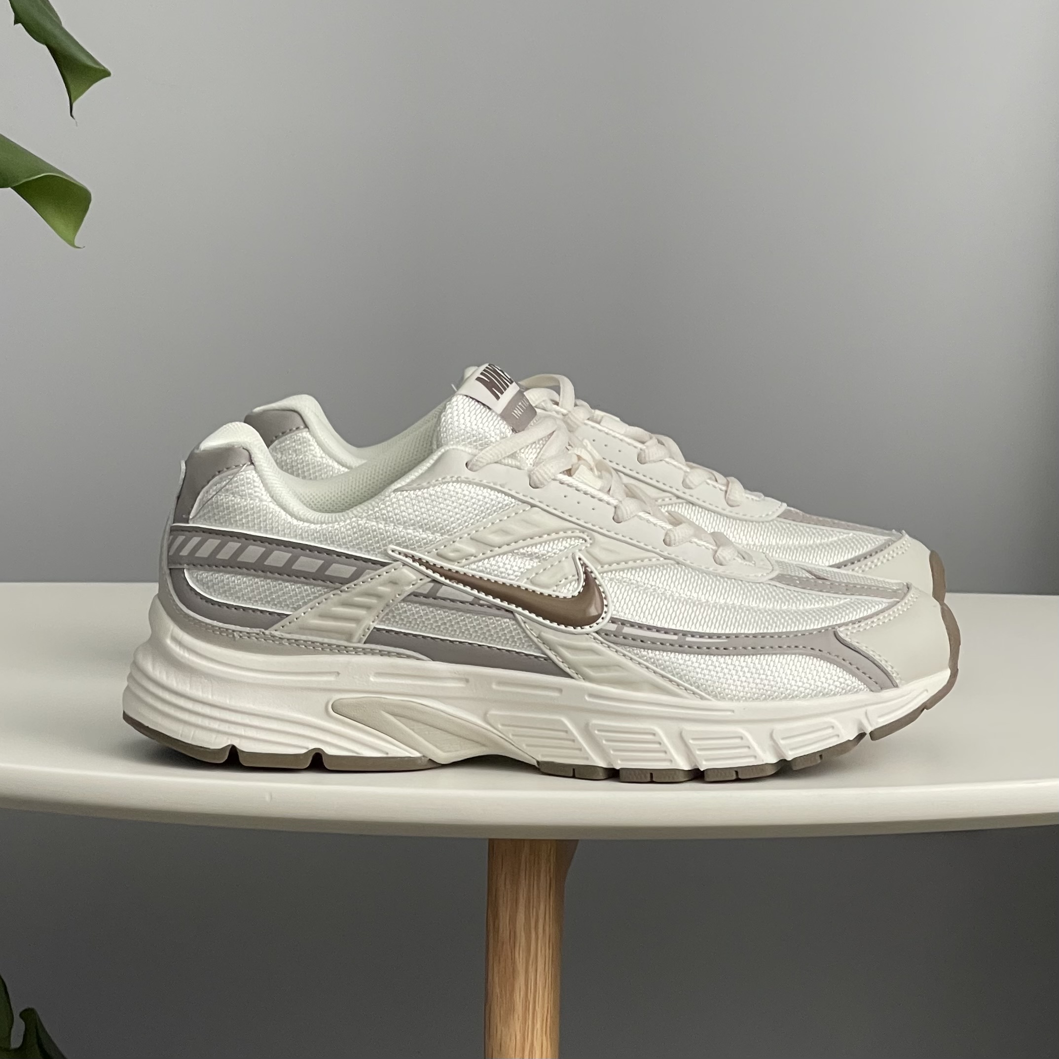Nike Initiator Phantom White Beige IB4339-001