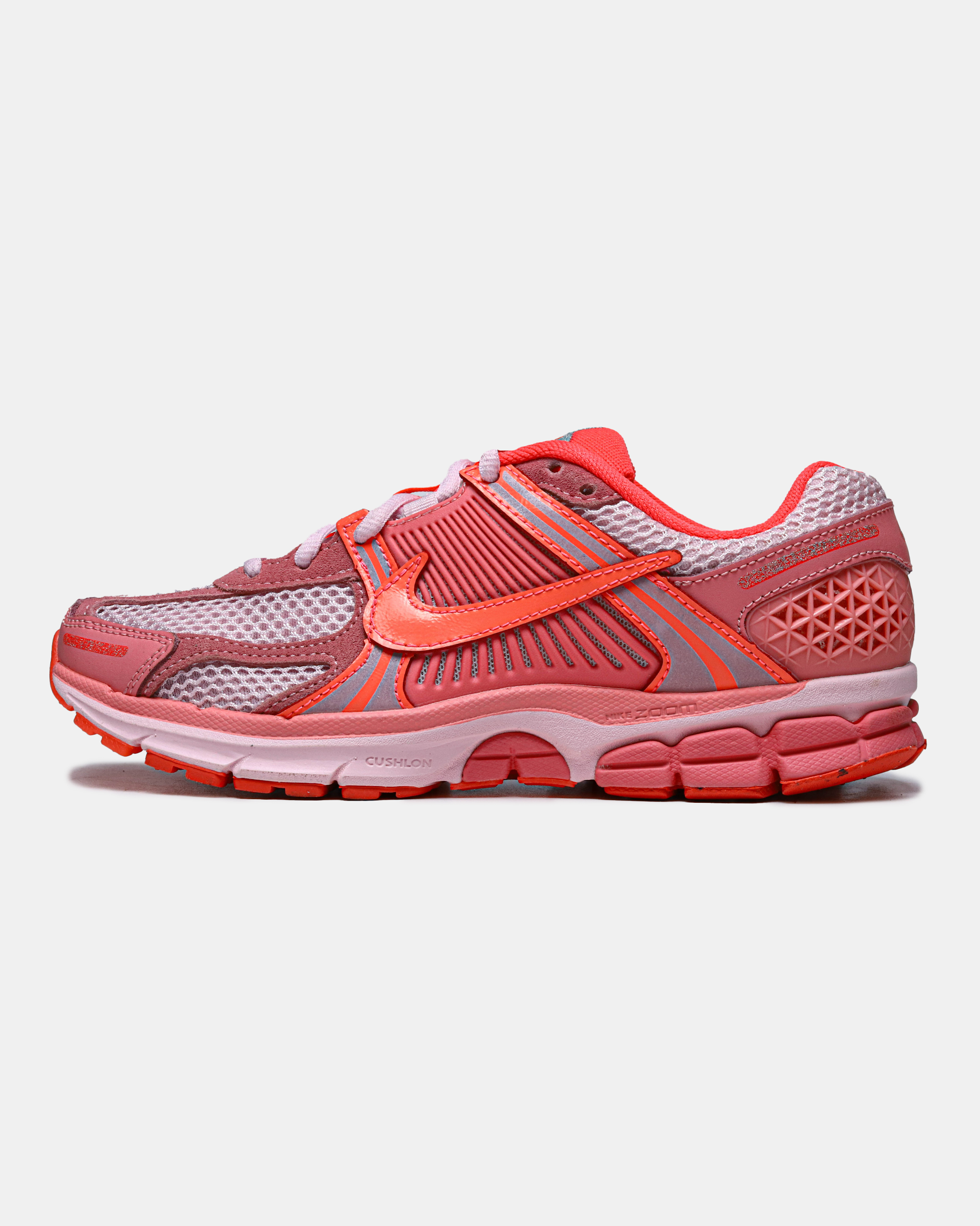 Nike Air Zoom Vomero 5 'Barbie' FQ0257-666 — головне фото товару