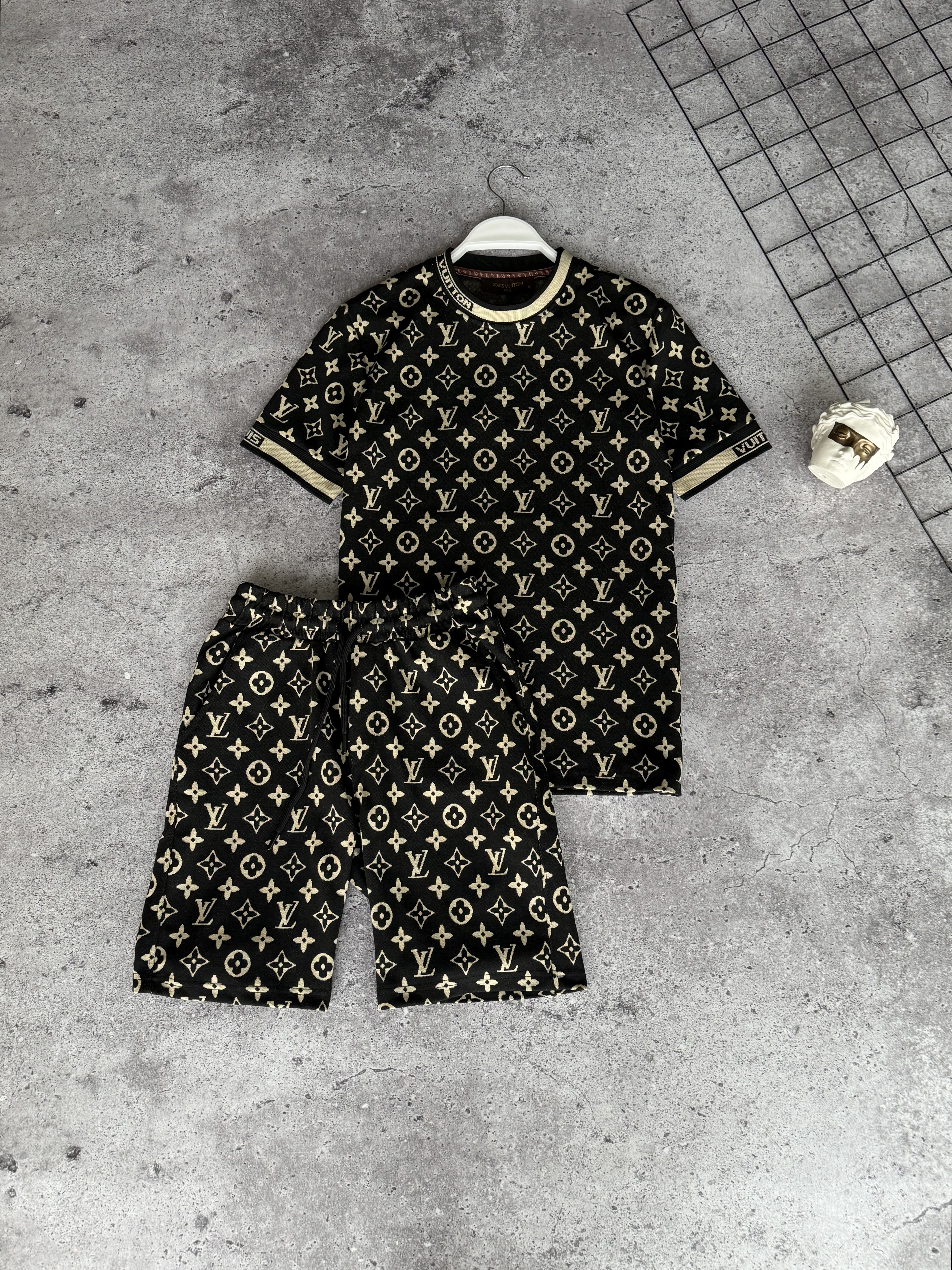 Комплект Louis Vuitton — головне фото товару