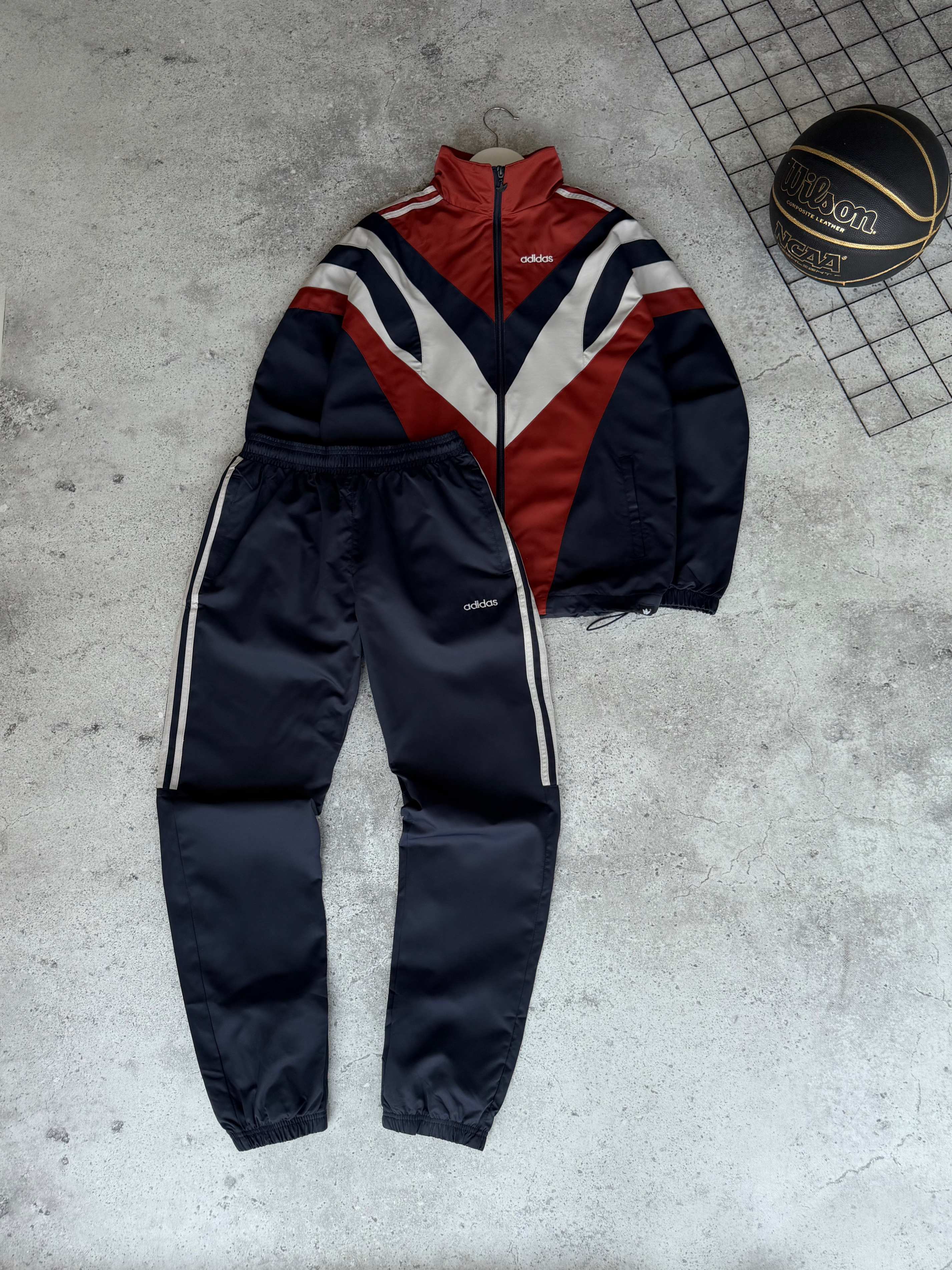 Костюм Adidas — головне фото товару