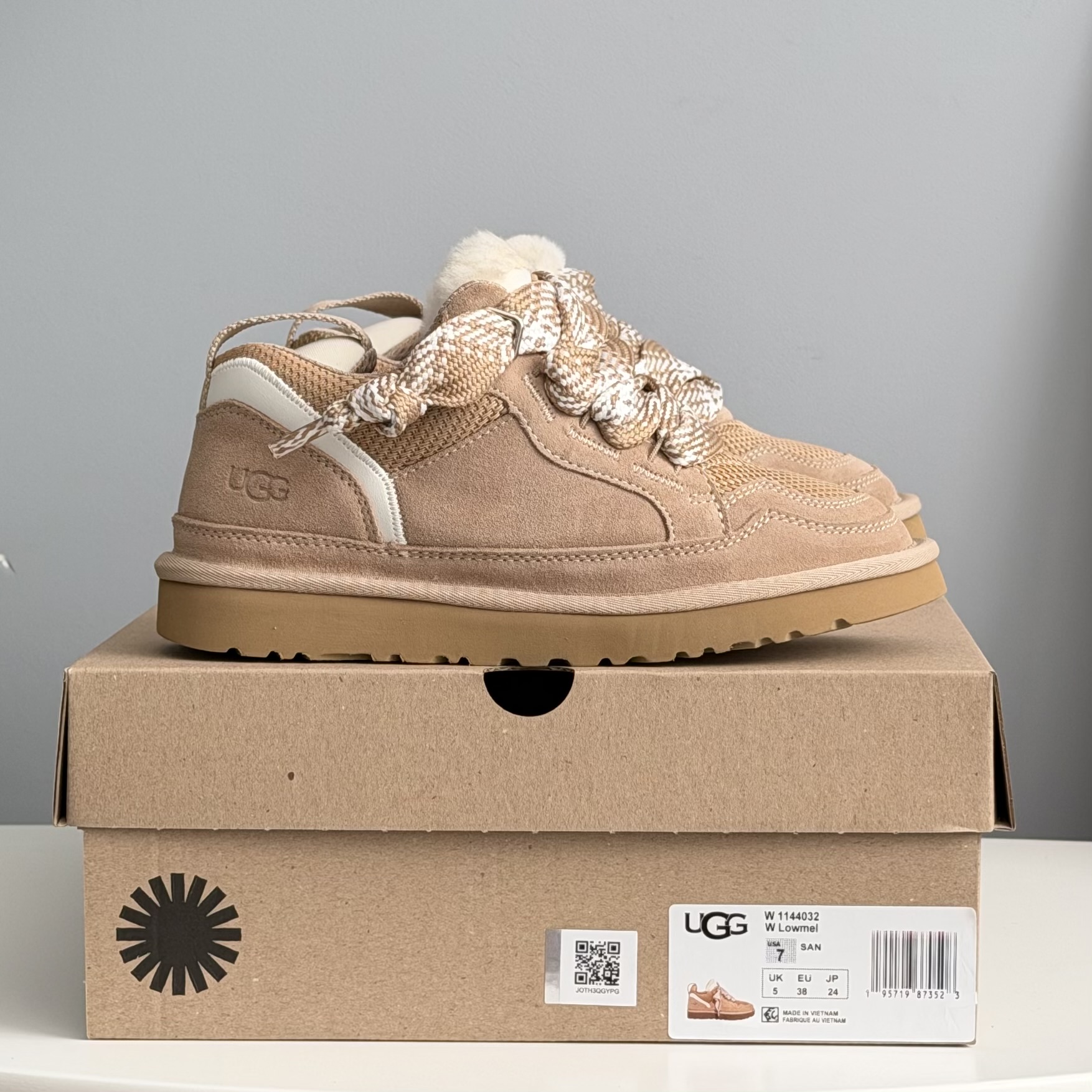 UGG Lowmel Sneaker Beige