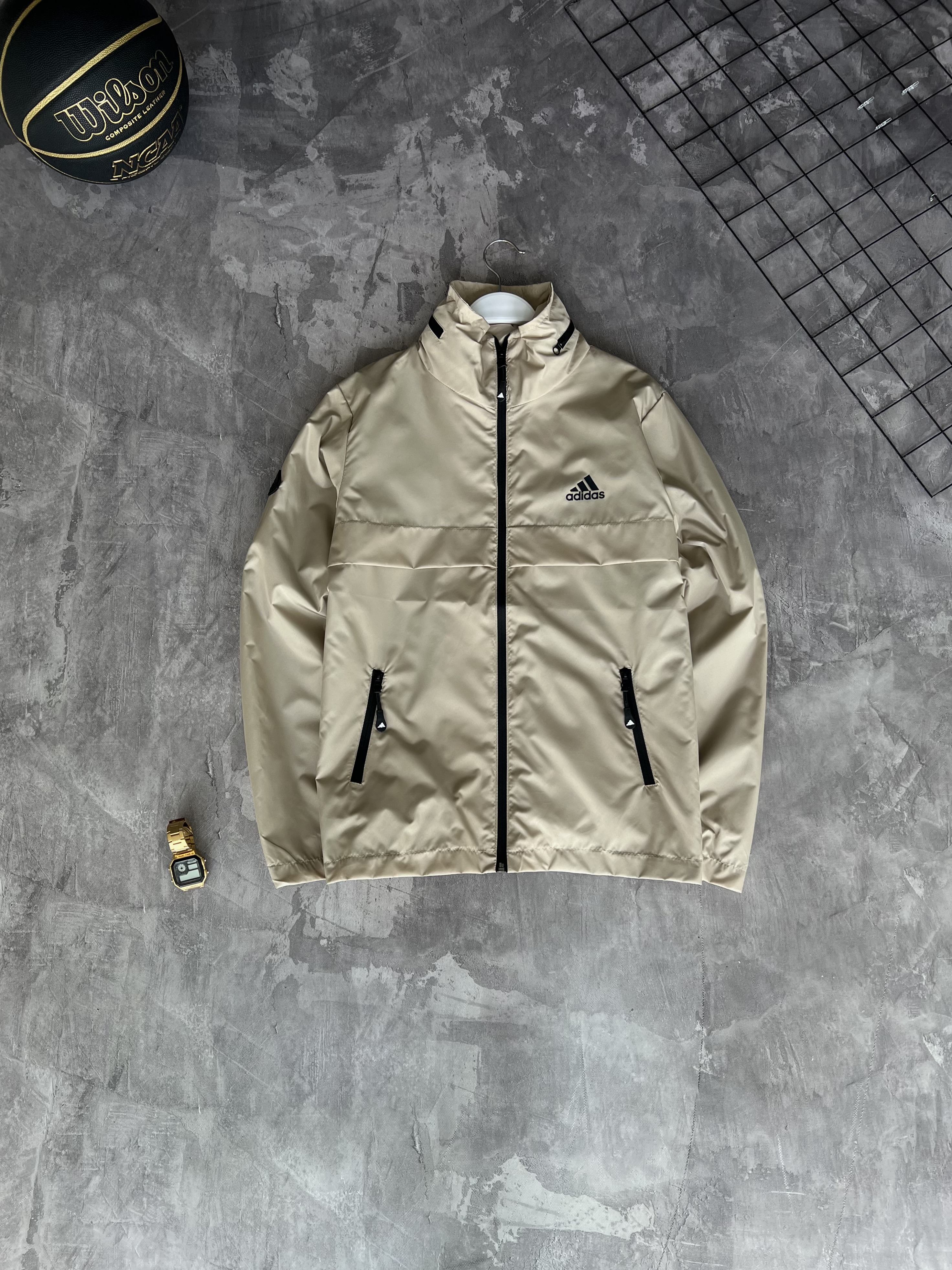 Куртка Adidas — головне фото товару