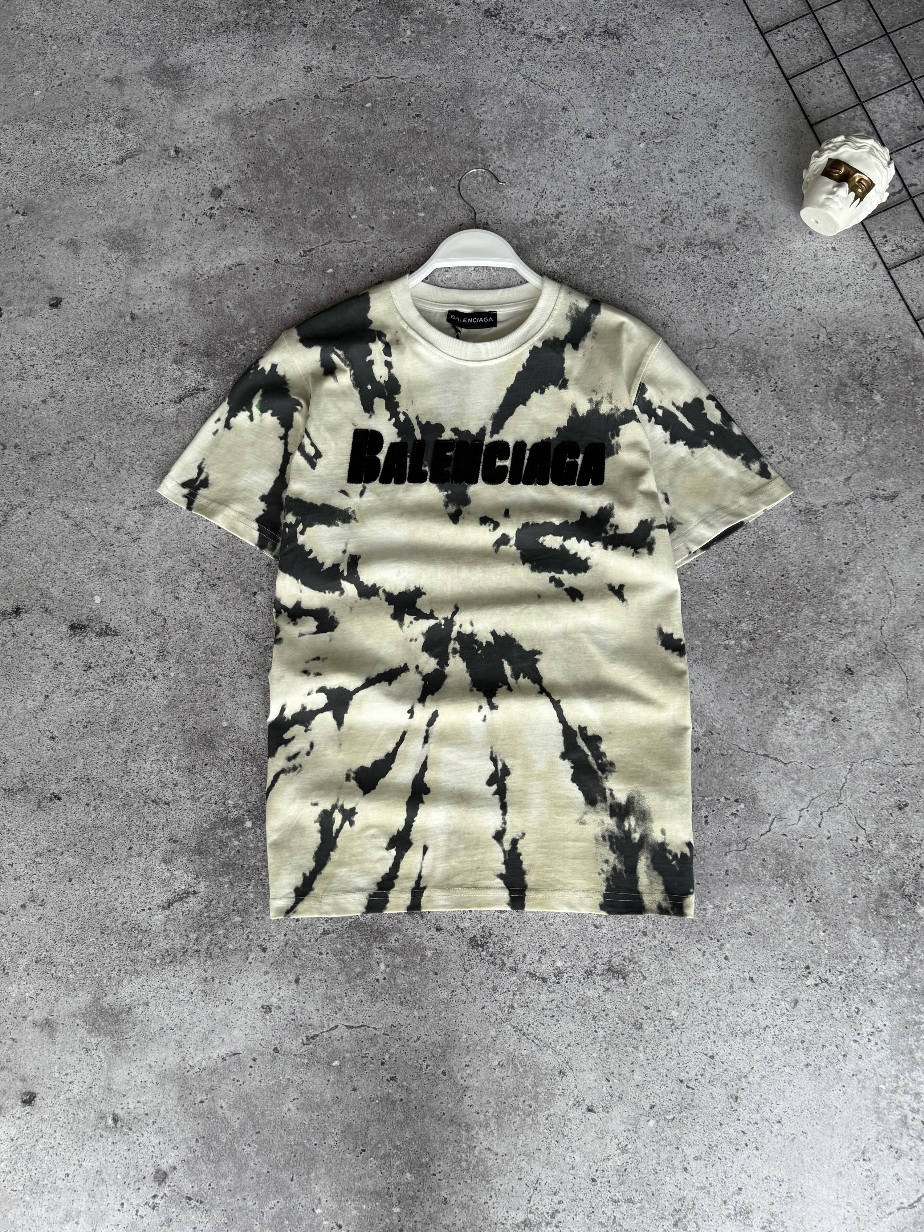 Футболка Balenciaga — головне фото товару