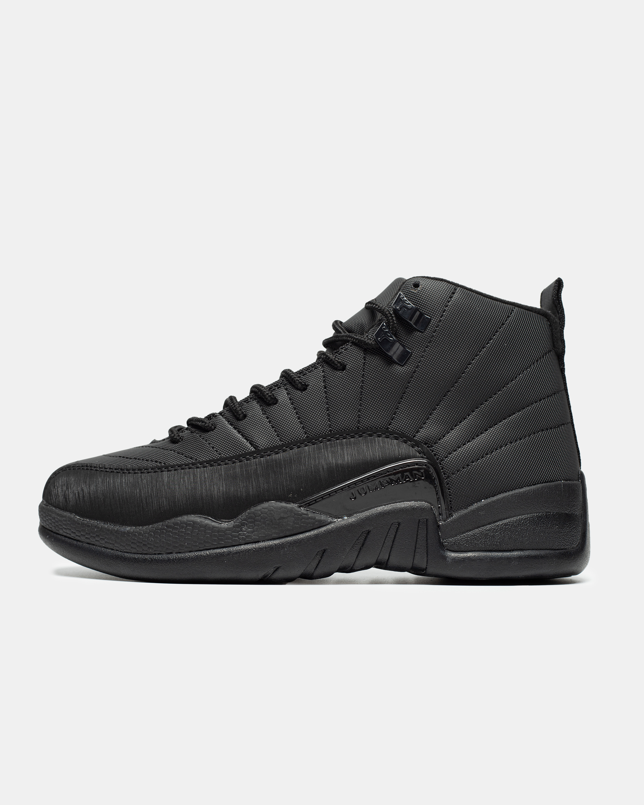 Nike Air Jordan 12 Retro Winterized 'Triple Black' — головне фото товару