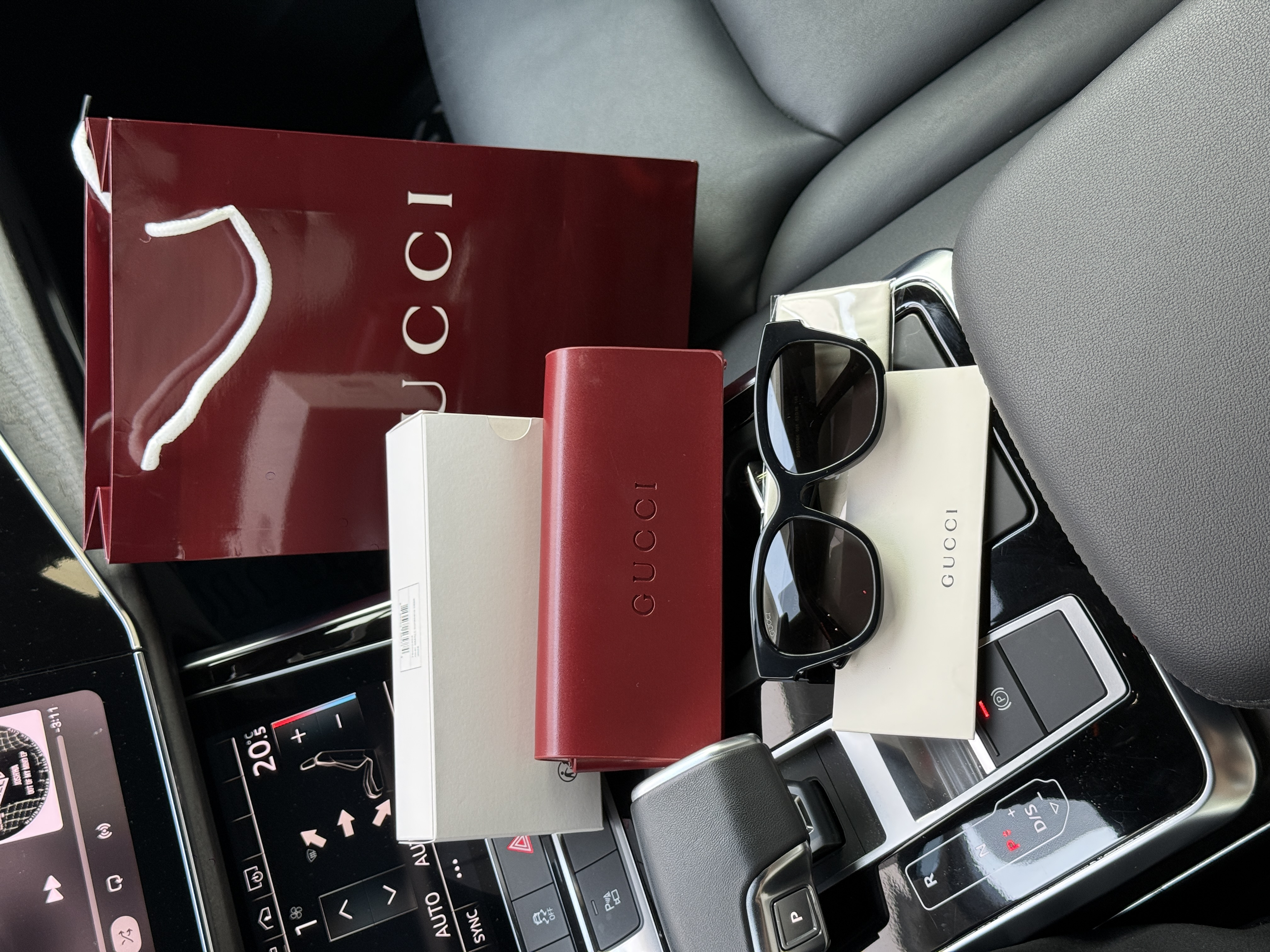 Gucci Black/Black GG1550SK 001 53/18/145