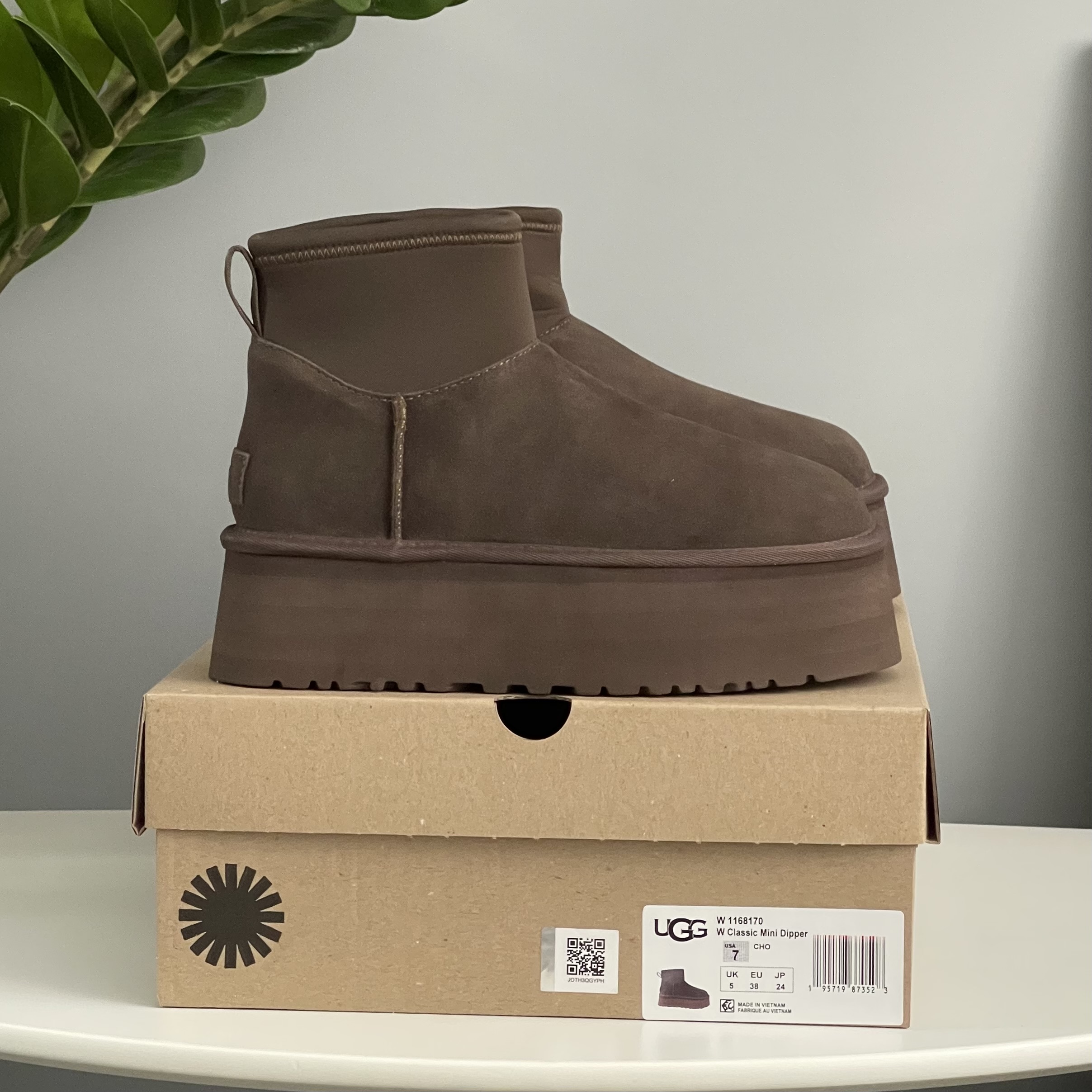 UGG Classic Mini Dipper Chocolate