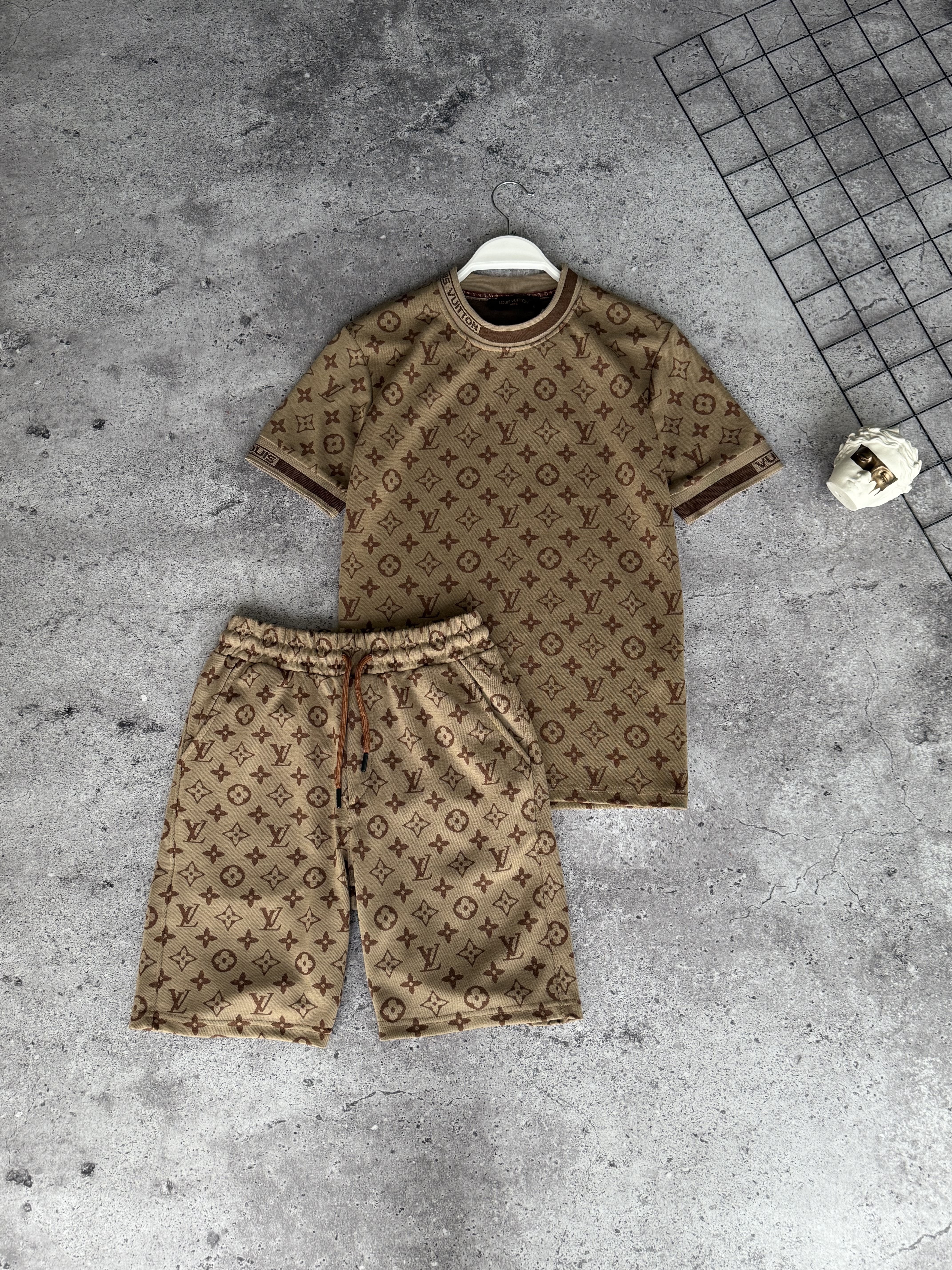 Комплект Louis Vuitton — головне фото товару