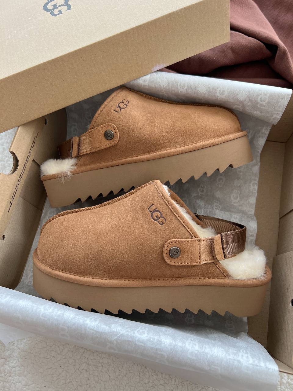 UGG Lanah Clog Chestnut Platform