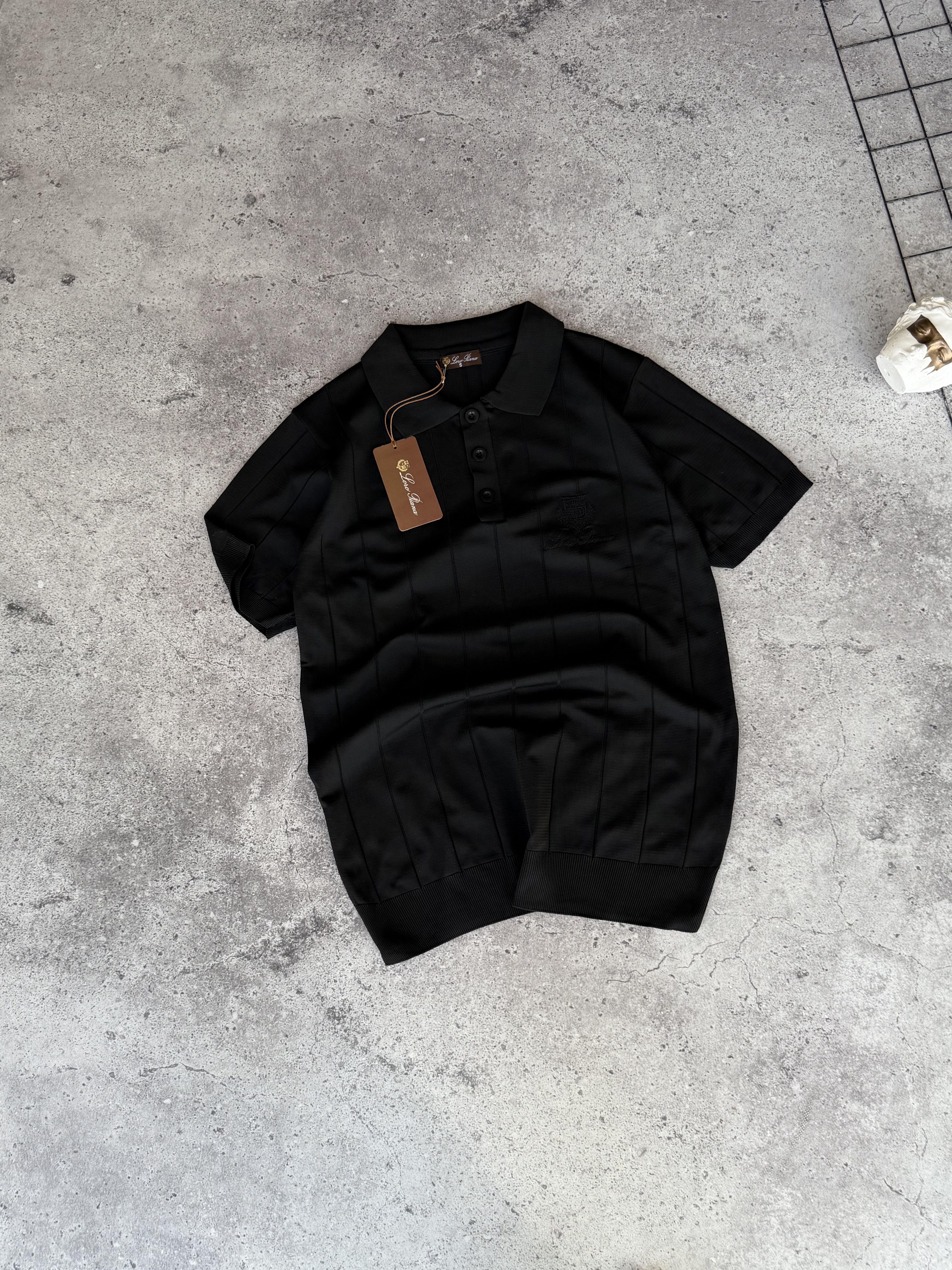 Футболка Loro Piana — головне фото товару