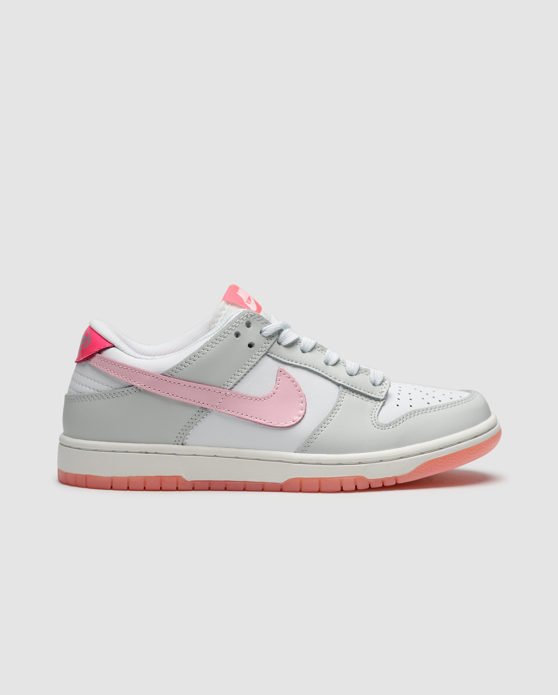 Nike Dunk Low 520 Pink Puck