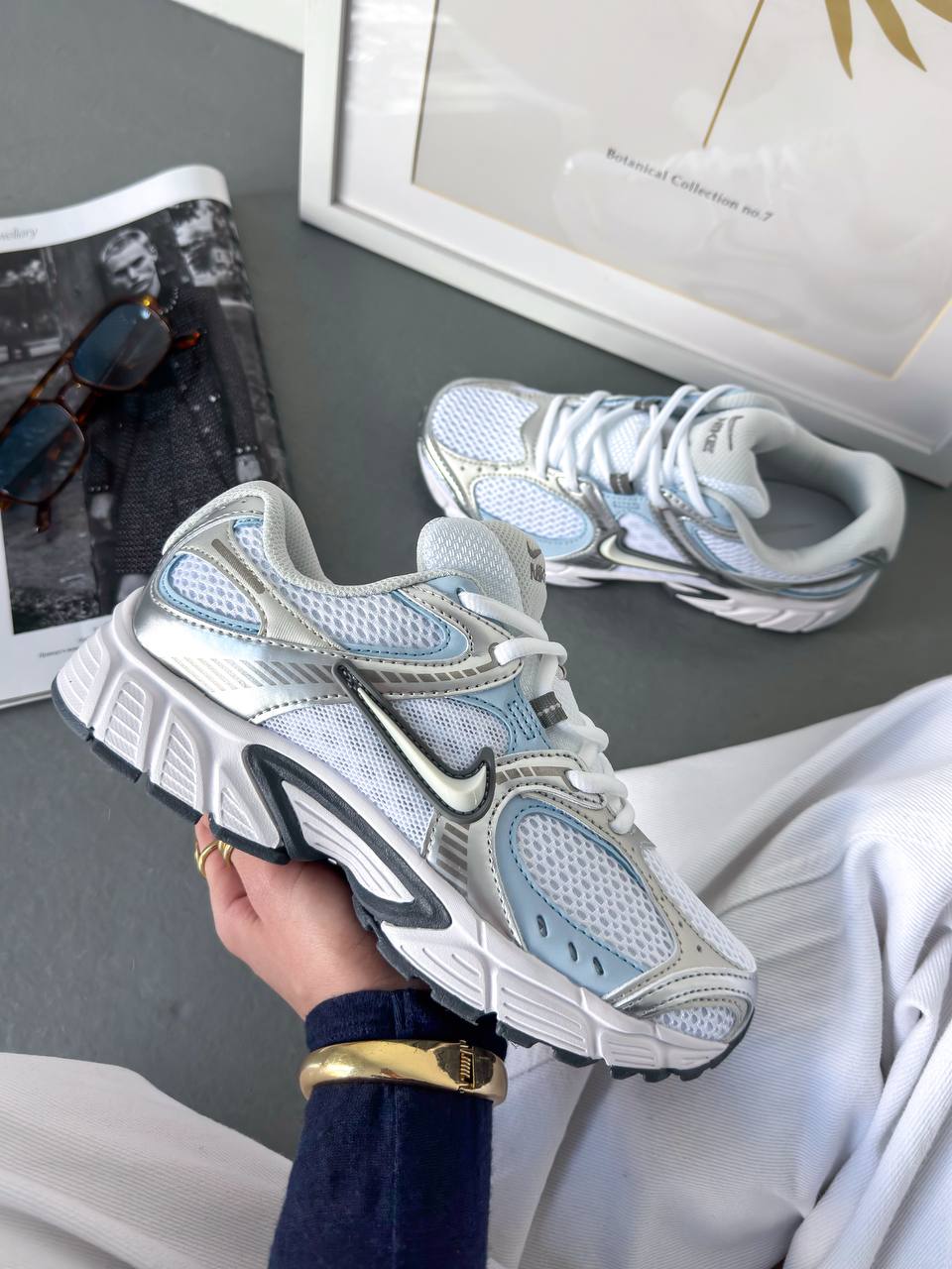 Nike V5 RNR White Silver Light Blue — головне фото товару