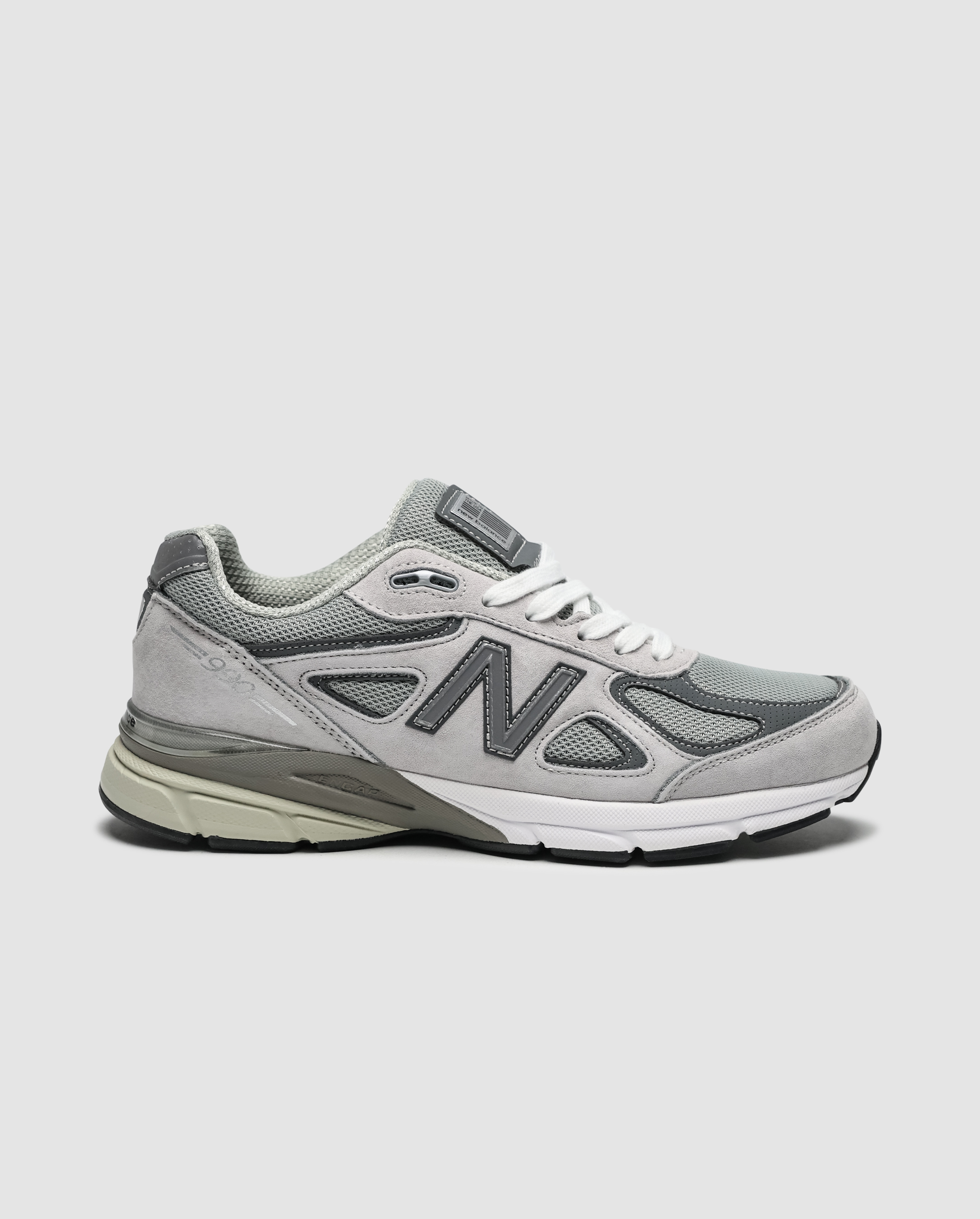 New Balance 990 v4 Grey