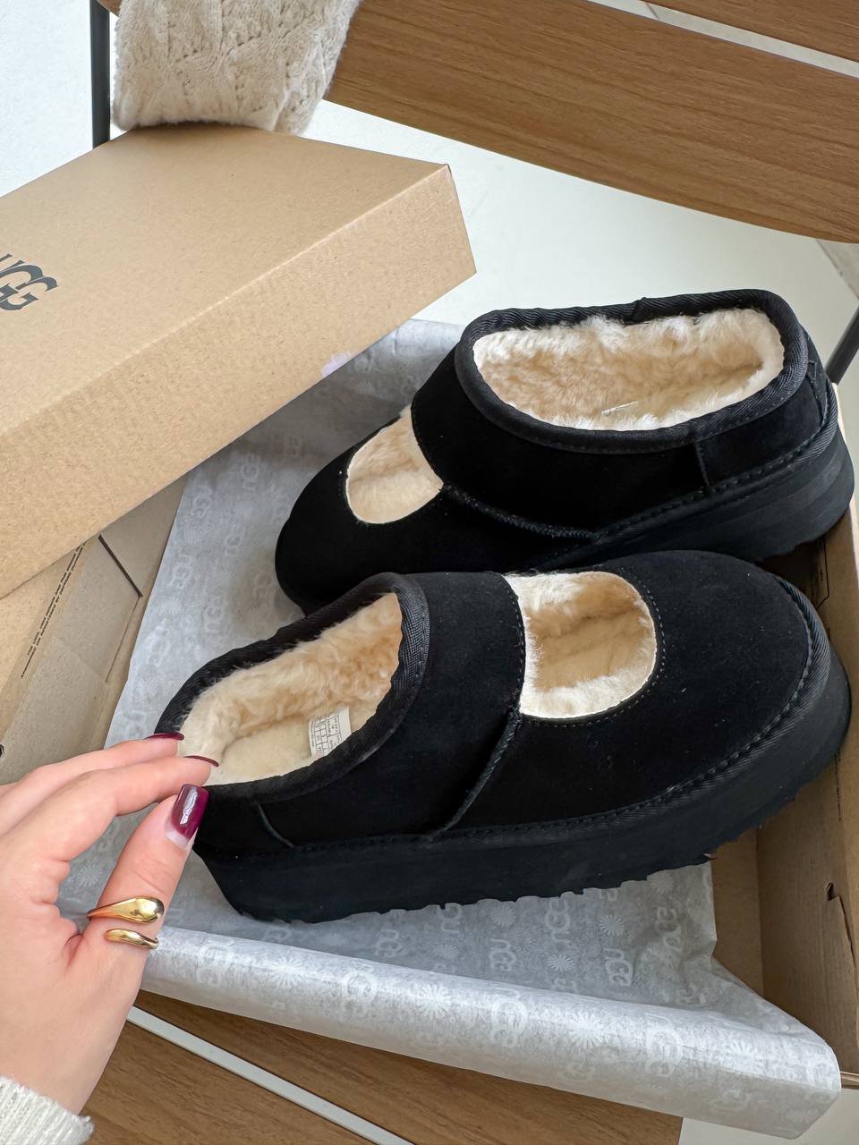 UGG Bea Mary Jane Black