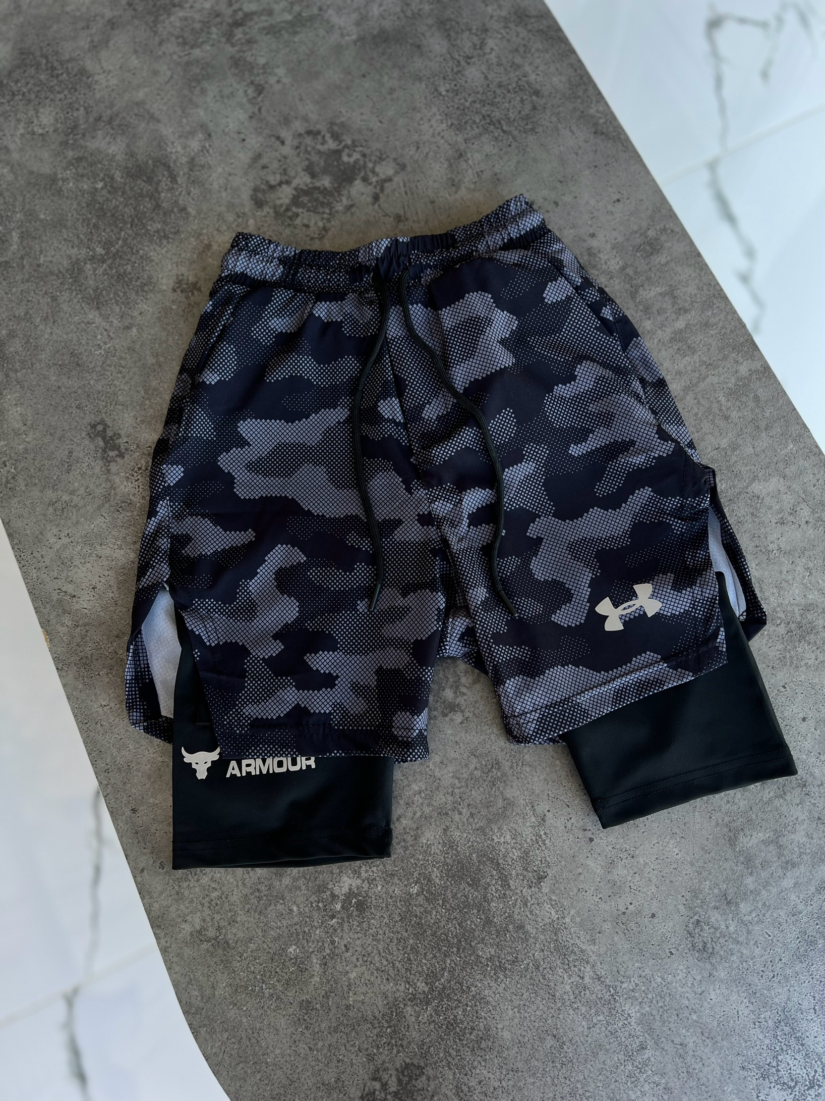 Шорти Under Armour — головне фото товару