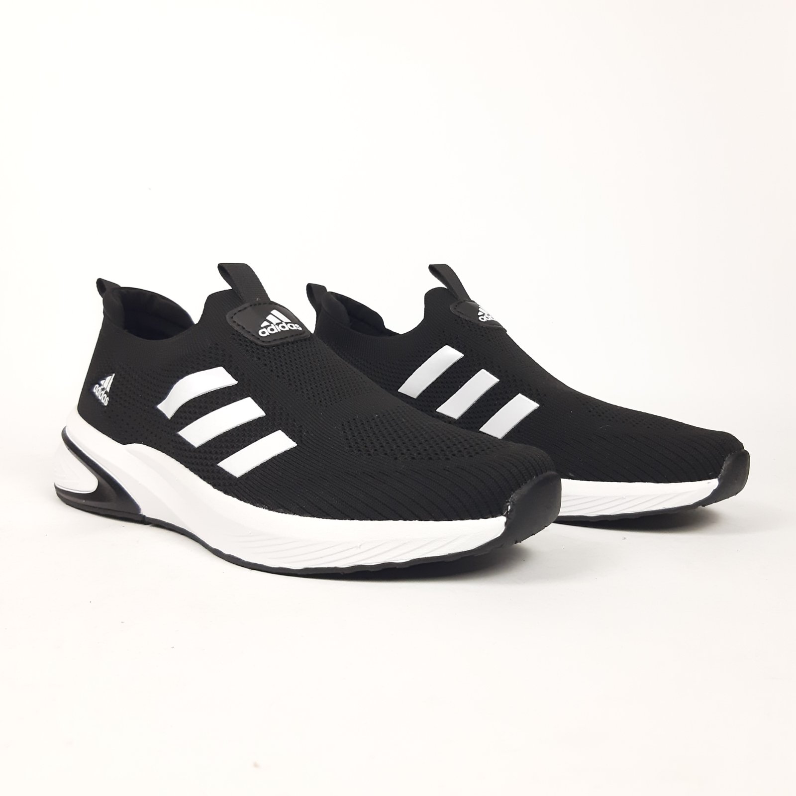 Adidas Slip-on Lite Flow тапкі мокасіни сліпони черные с белым на летний сезон шлепки сланцы