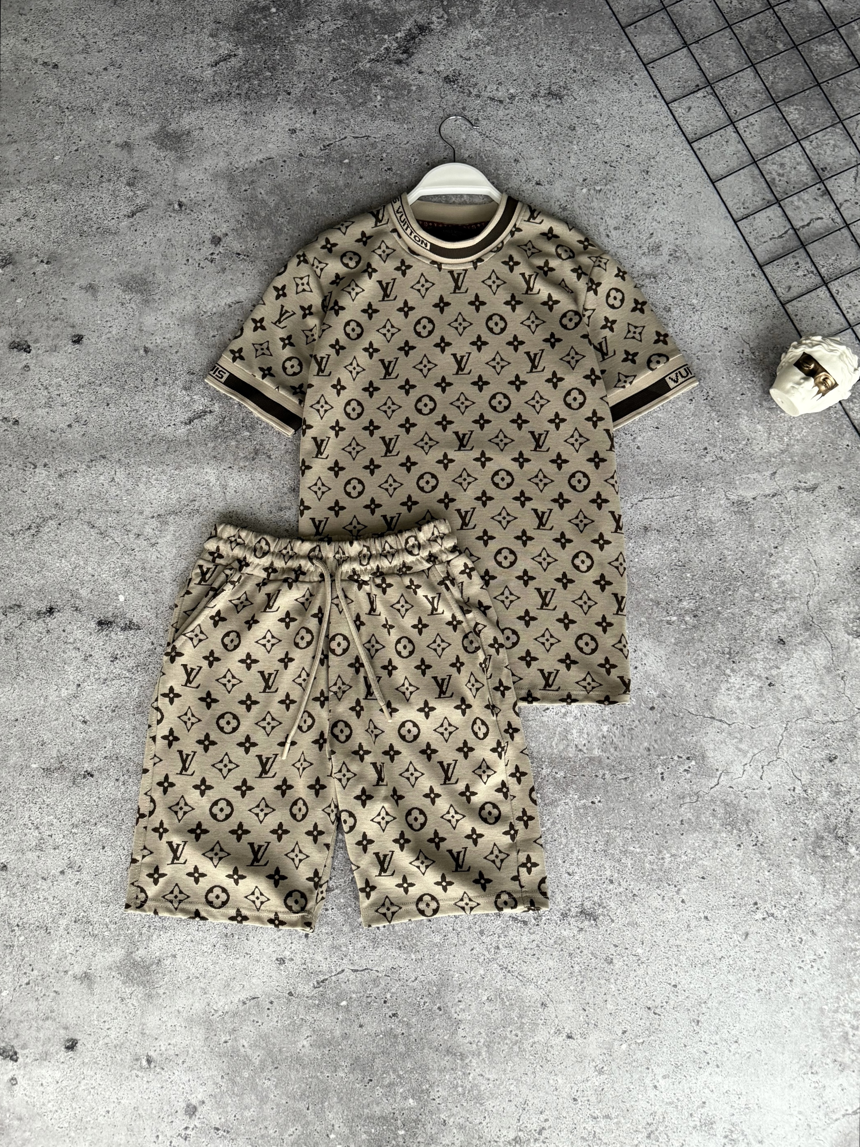 Комплект Louis Vuitton — головне фото товару