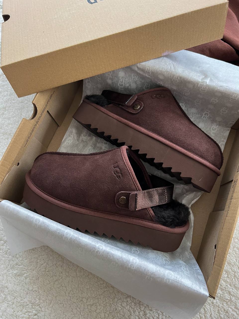 UGG Lanah Clog Brown Platform