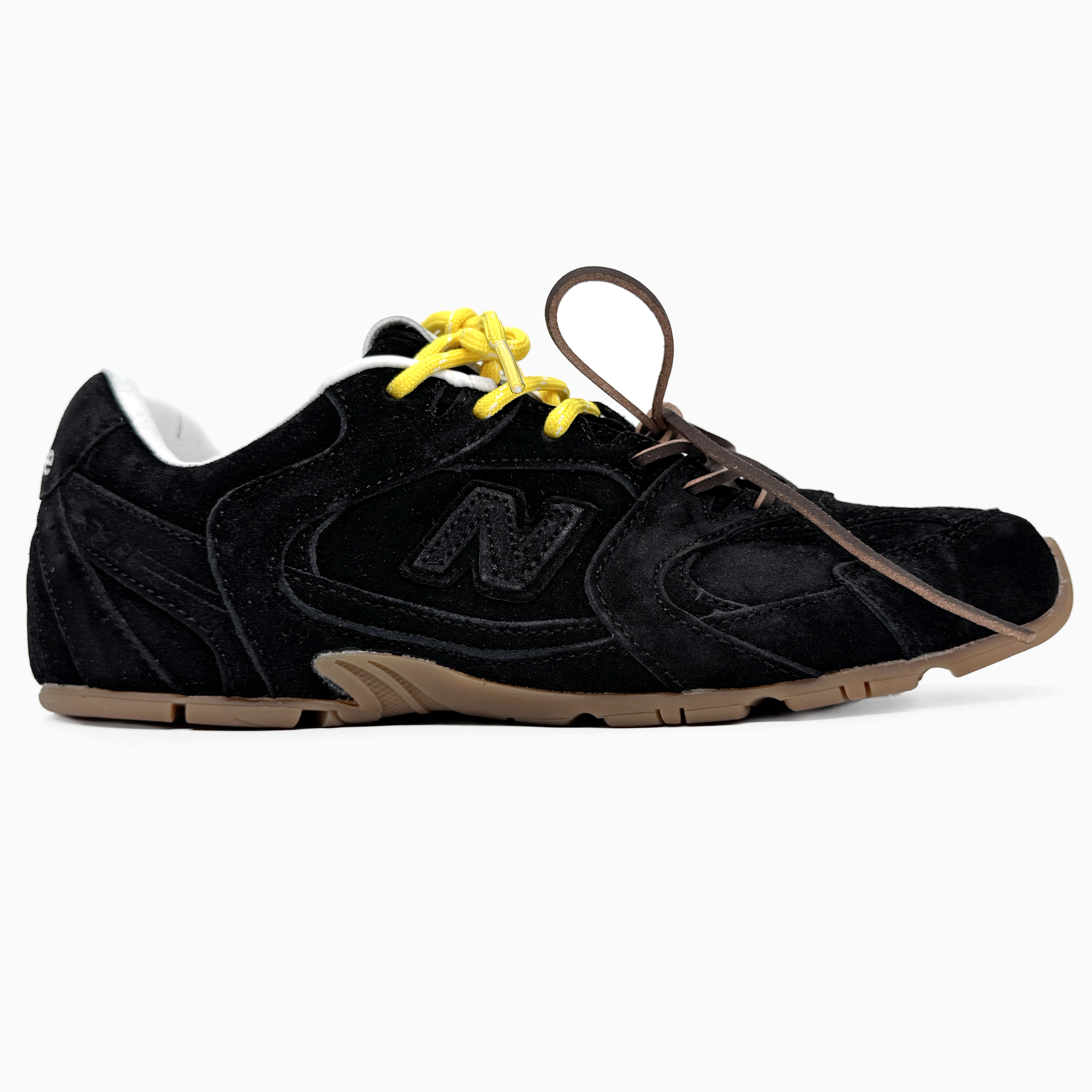 New Balance x Miu 530 Black — головне фото товару