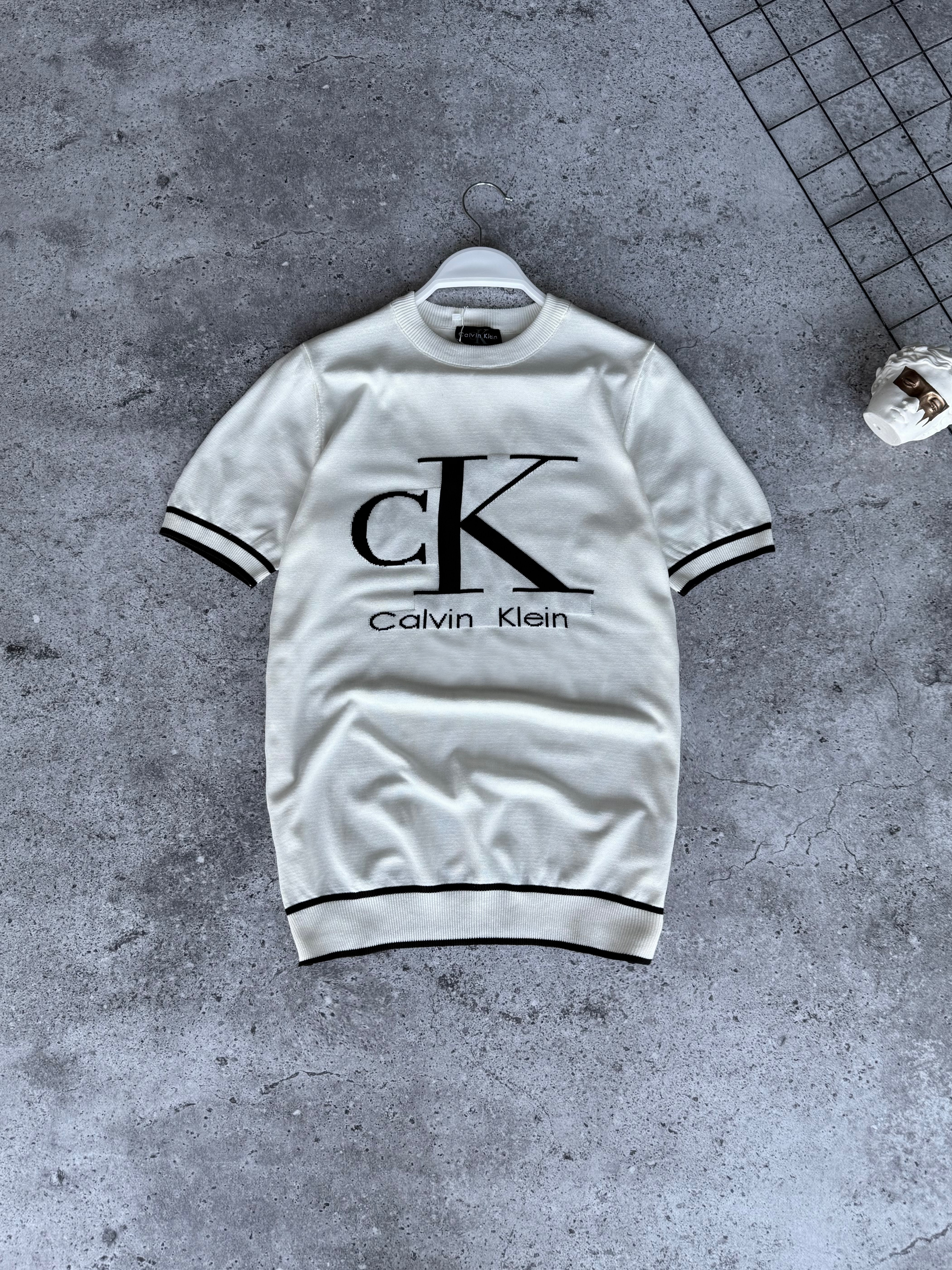 Футболка Calvin Klein — головне фото товару