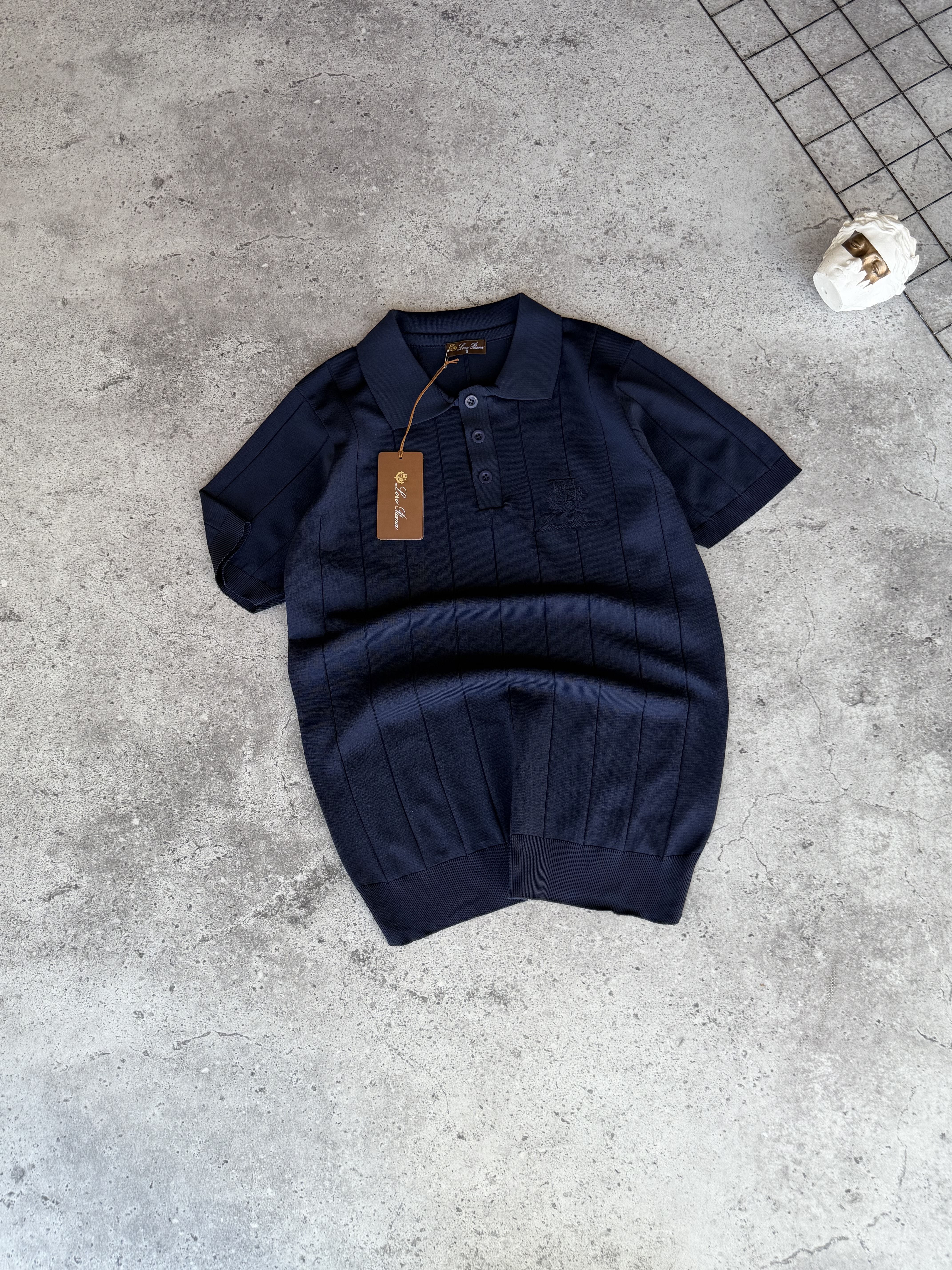 Футболка Loro Piana — головне фото товару