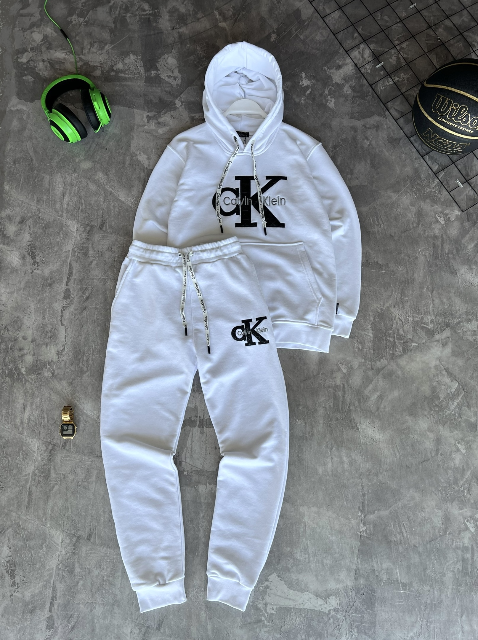 Костюм Calvin Klein — головне фото товару
