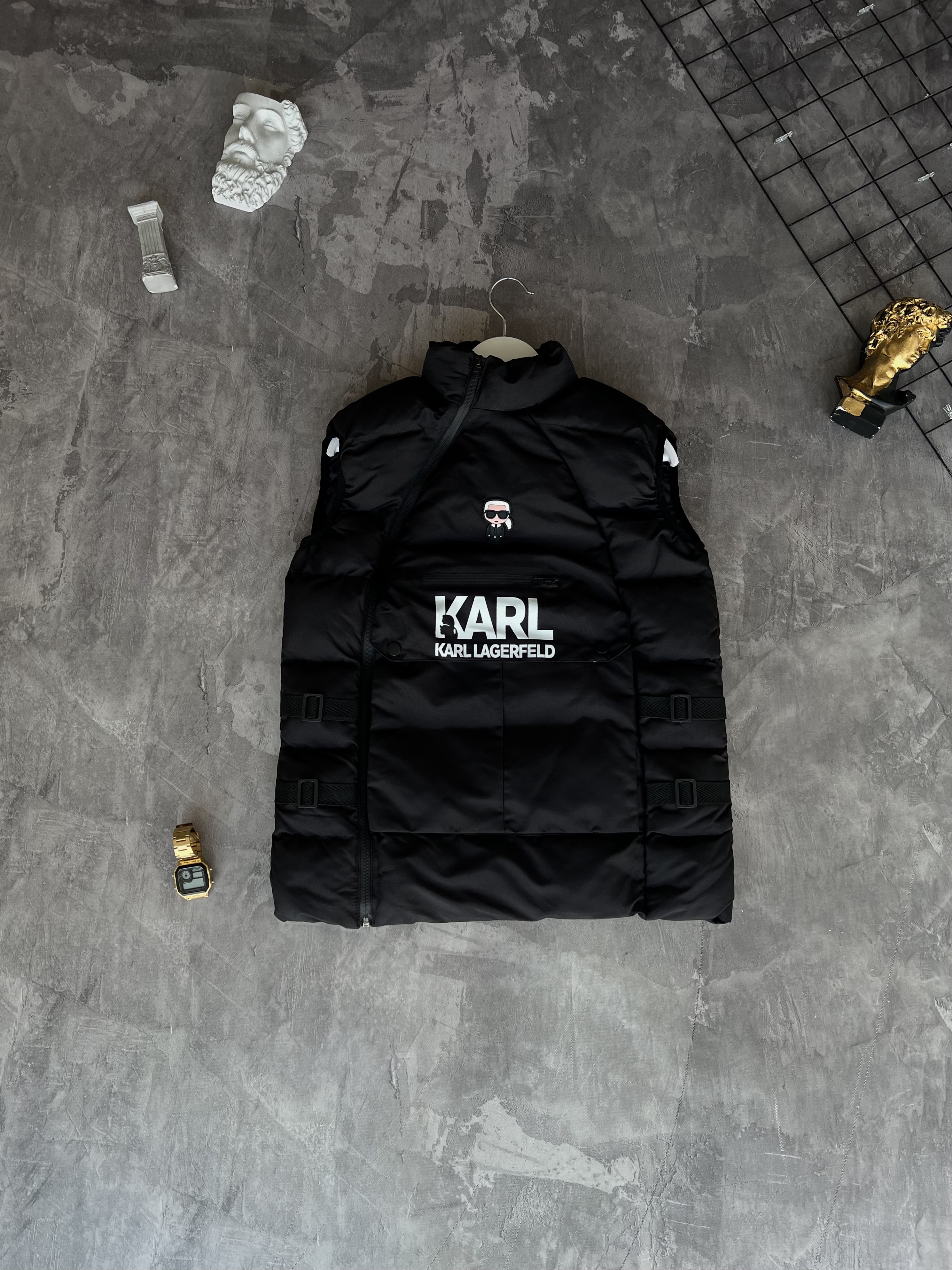 Жилет Karl Lagerfeld — головне фото товару