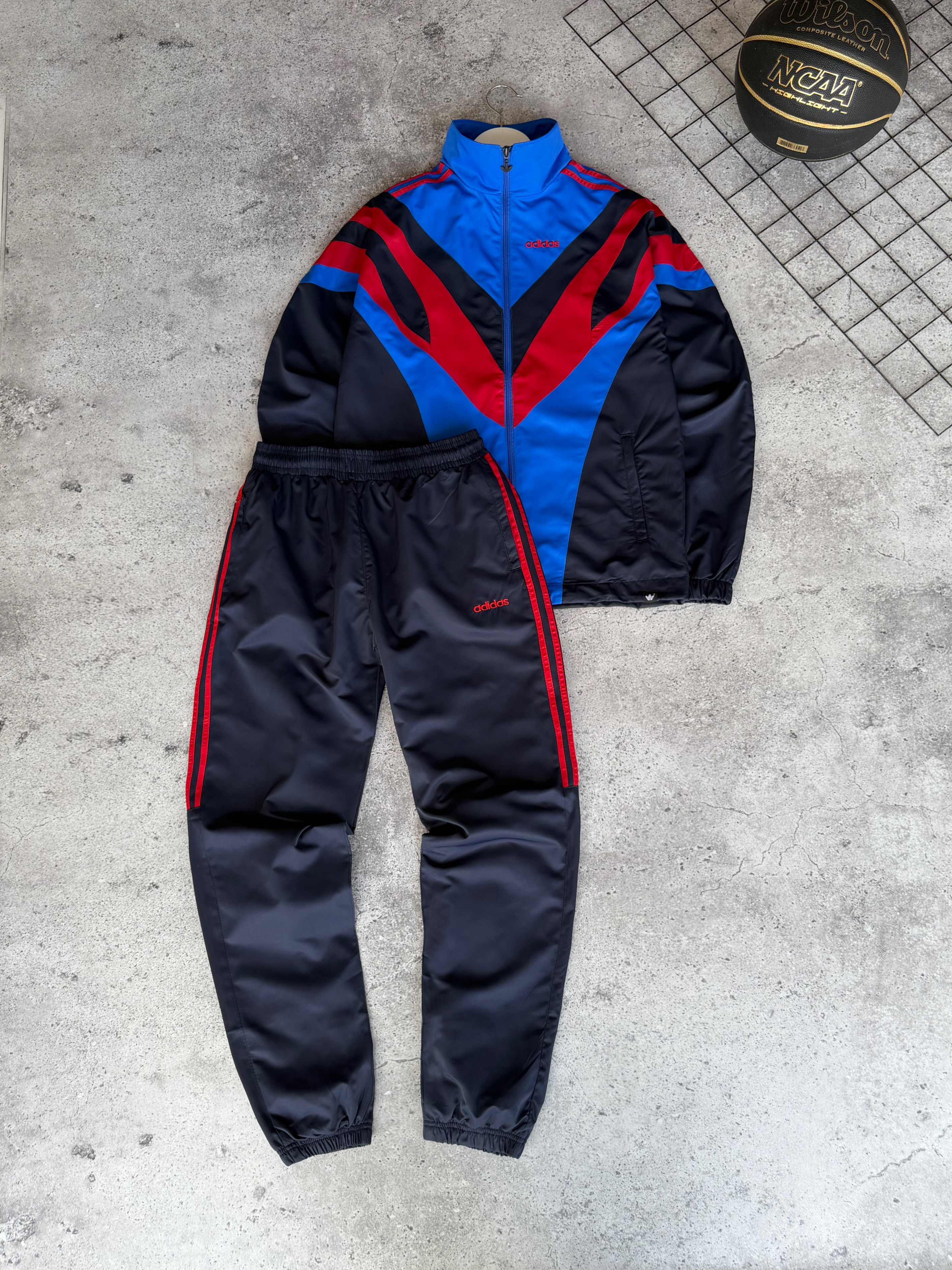 Костюм Adidas — головне фото товару