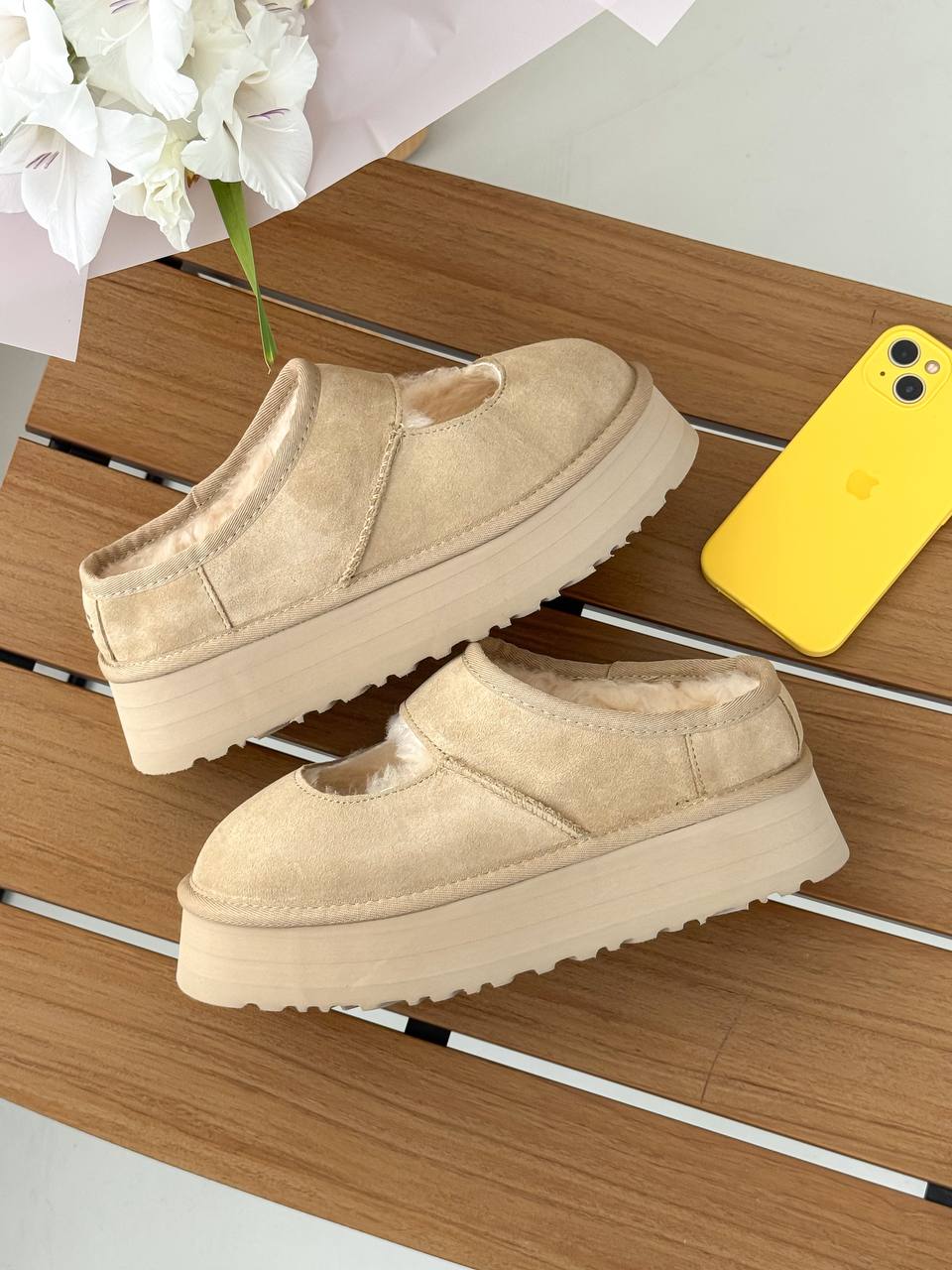 UGG Bea Mary Jane Beige