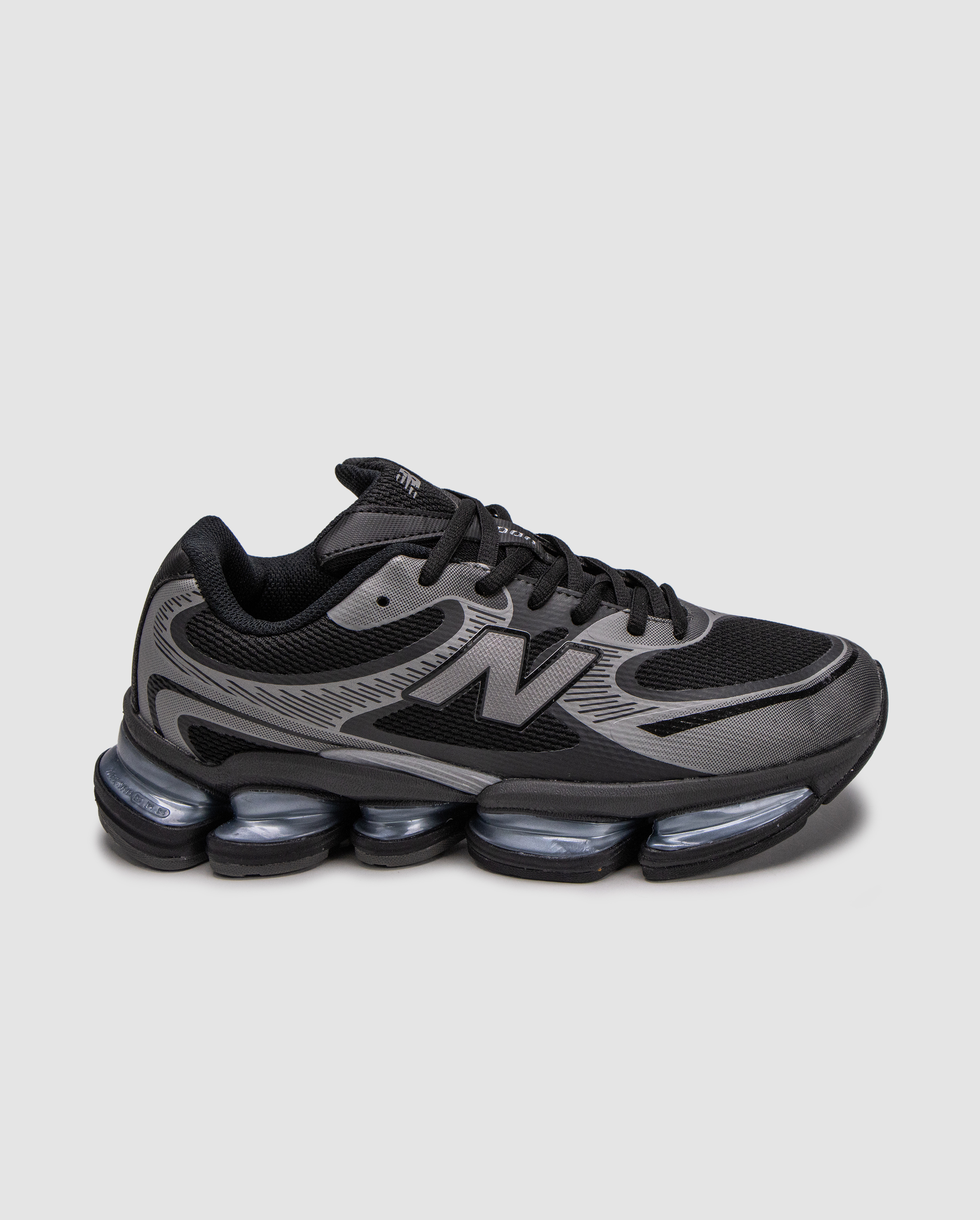 New Balance 2000 Silver Black
