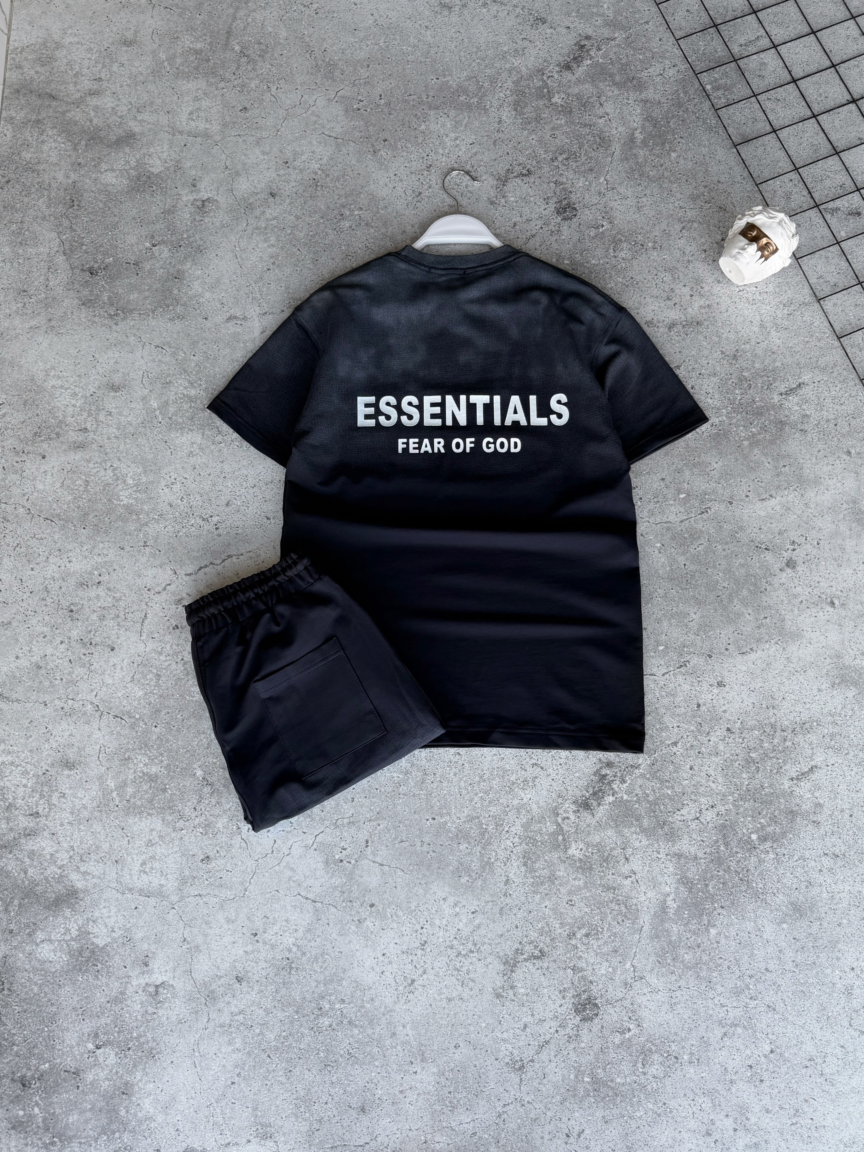 Комплект Essentials — головне фото товару