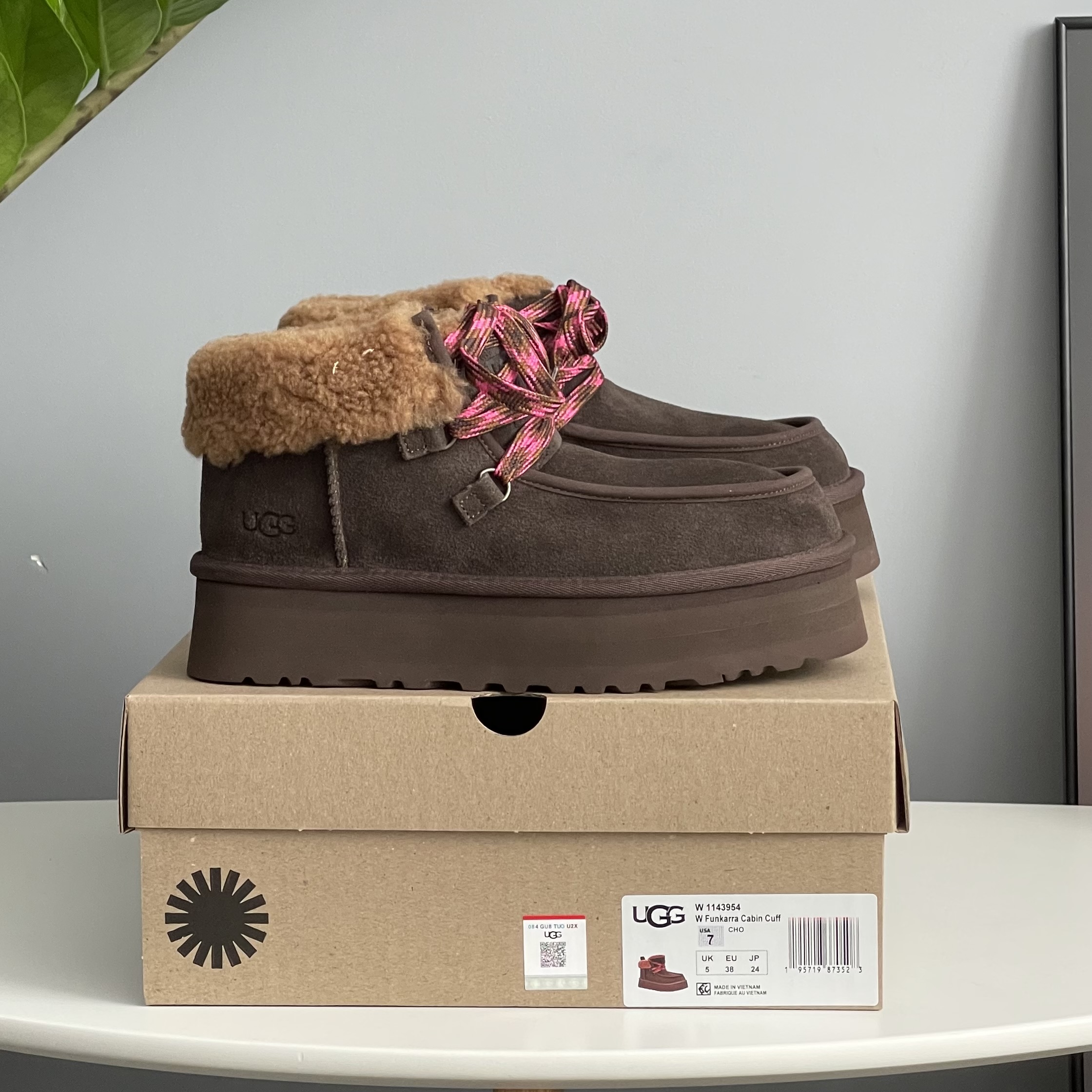 UGG Funkarra Platform Chocolate