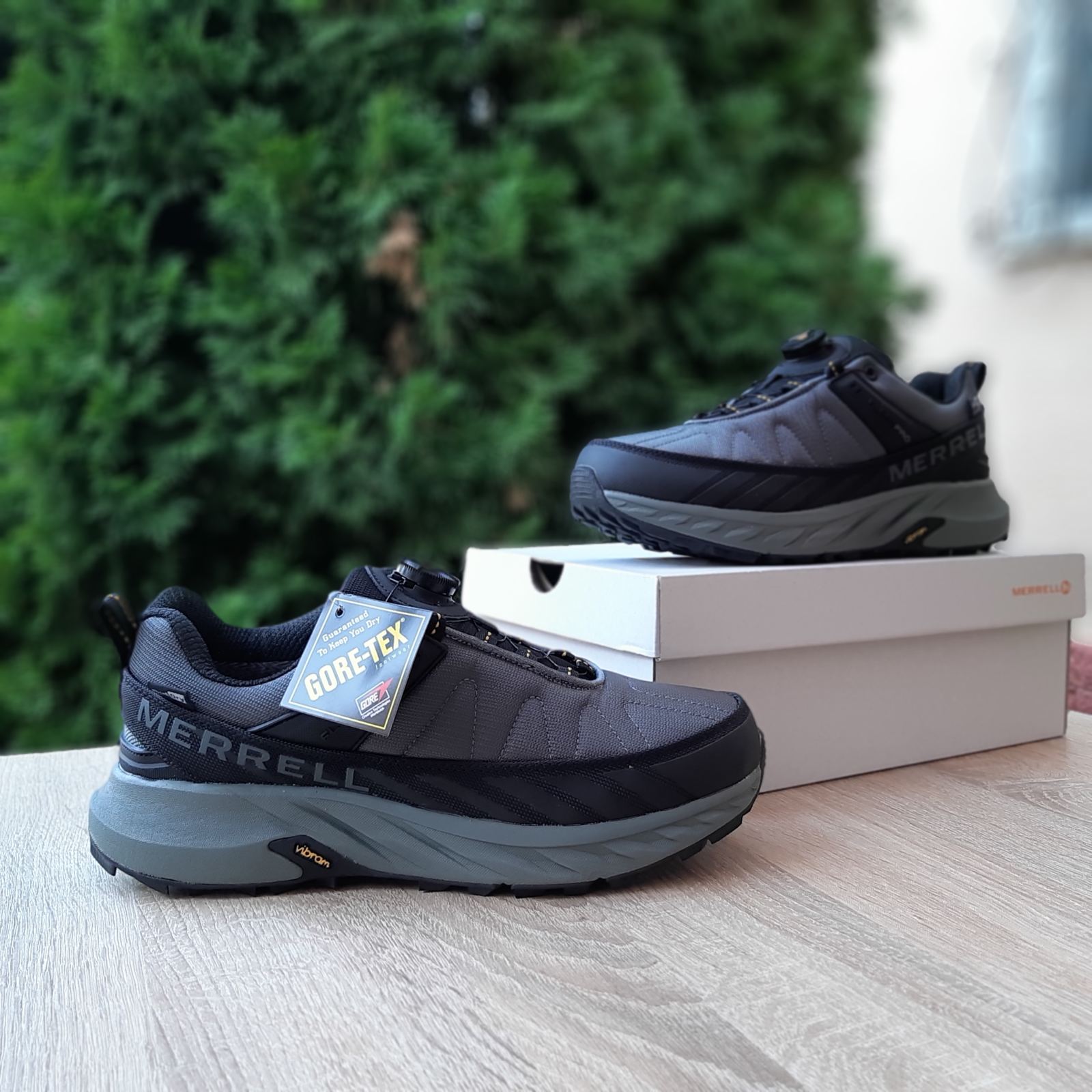 Кроссовки Merrell Float Pro светло серые резиновые зимние модные повседневные на шнуровке спортивная обувь