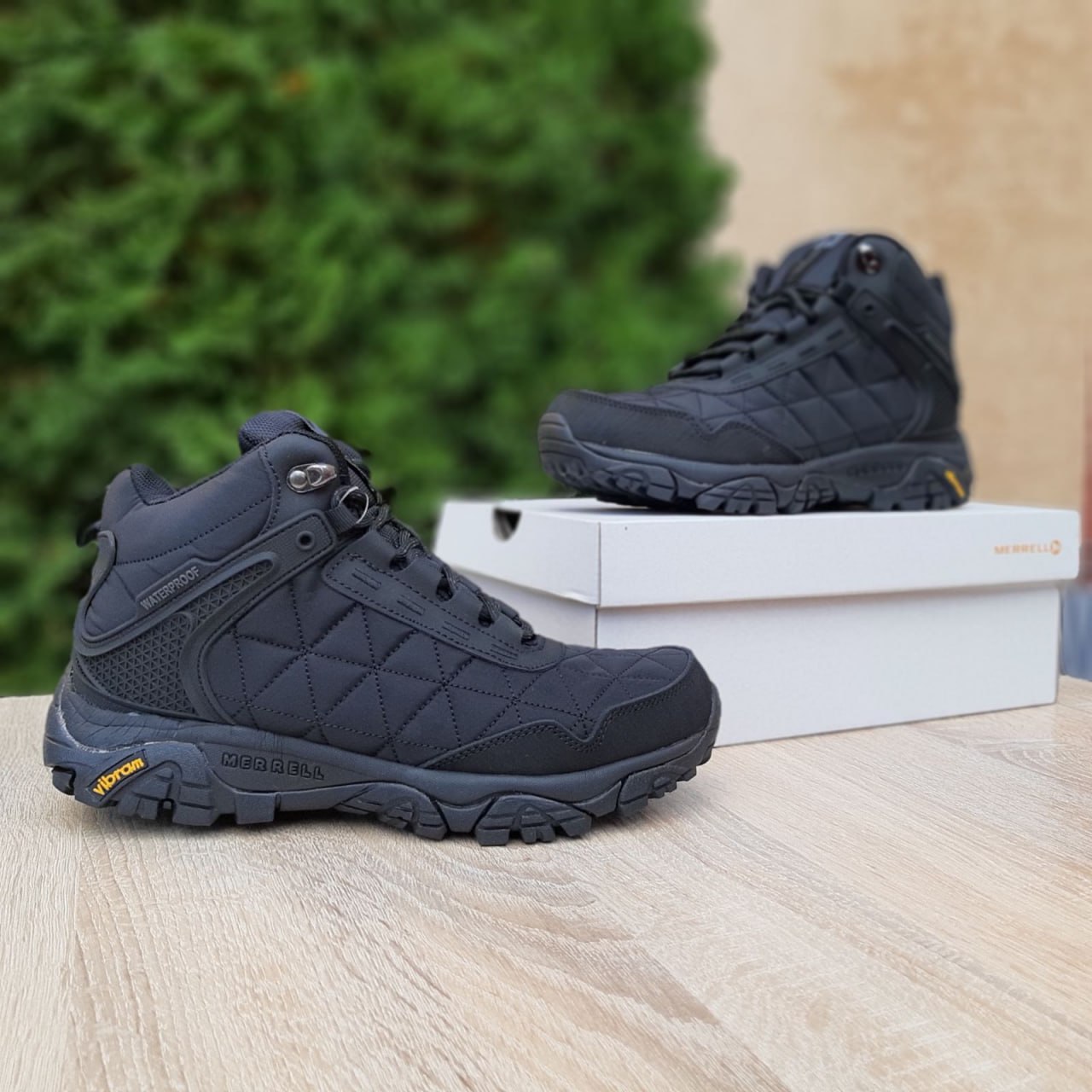 Кроссовки Merrell Tracking высокие резиновые черные зимние теплые повседневные на шнуровке спортивная обувь