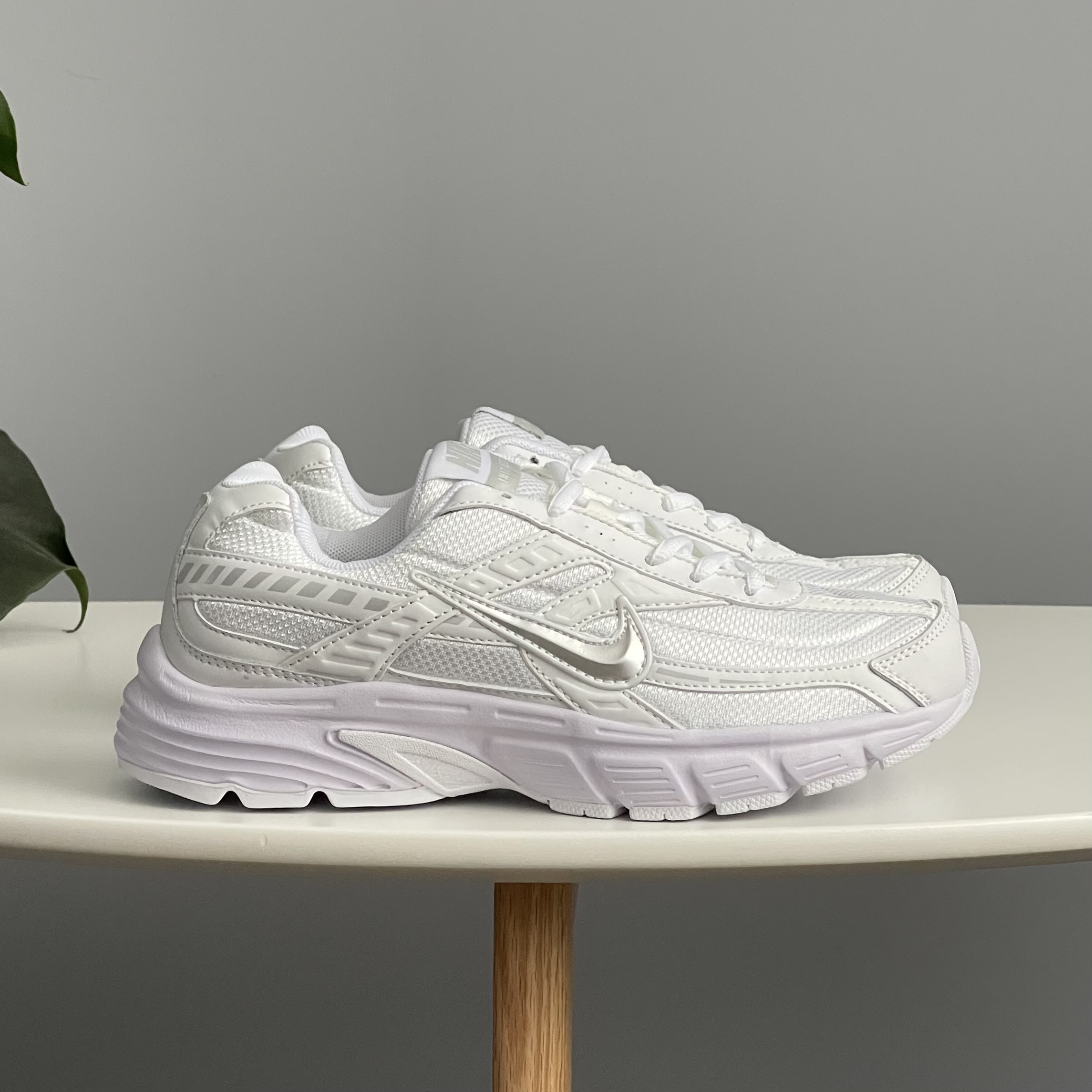 Nike Initiator Triple White FZ9020-100